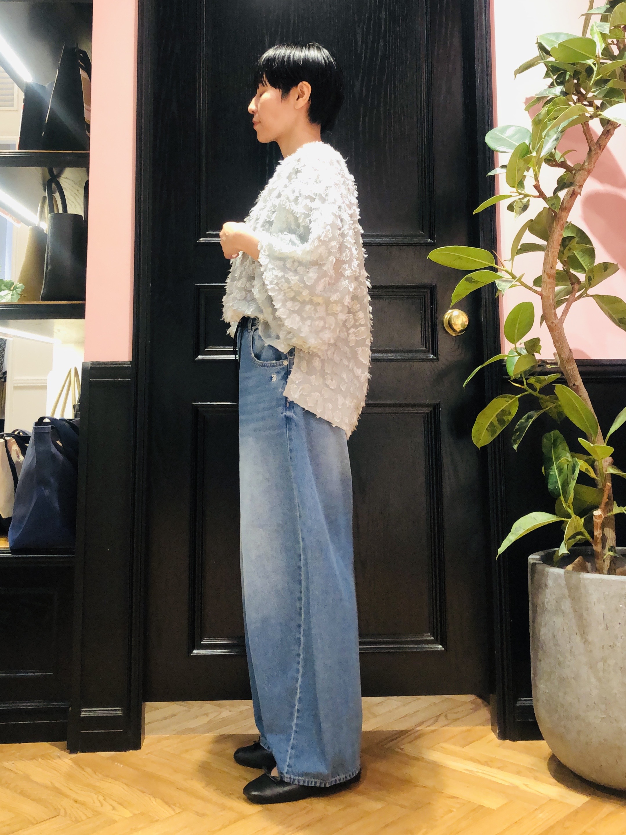OGATAさんの「DRESSTERIOR｜ドロストバギーカーブデニム」を使ったコーディネート