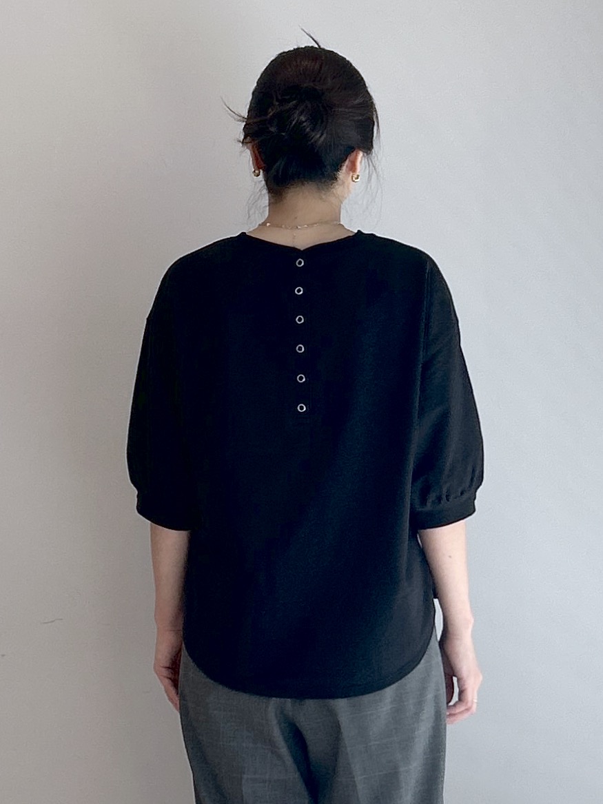 Kaiさんの「Dessin｜バックヘンリーカットソー5分袖」を使ったコーディネート