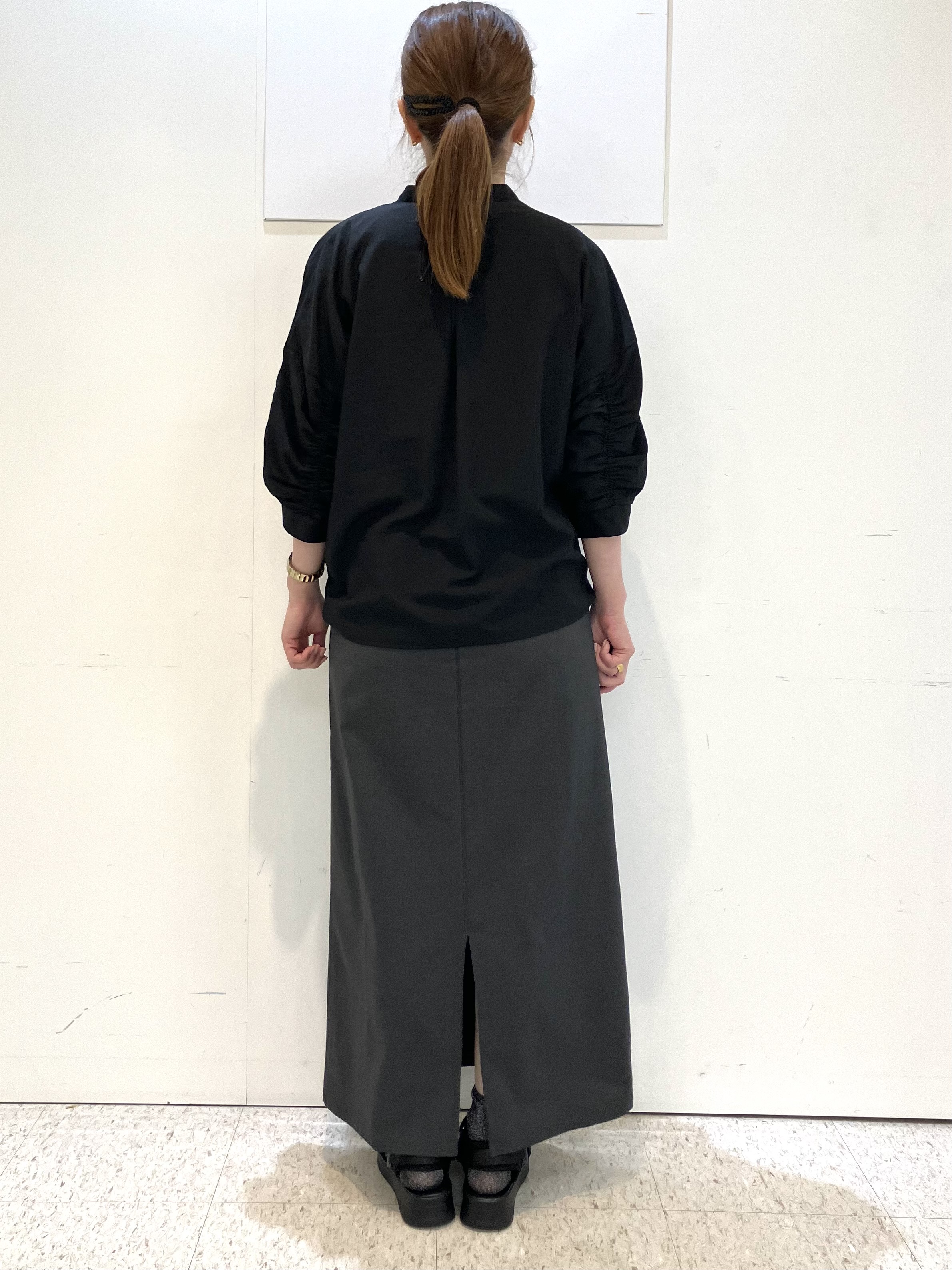 kozuさんの「Reflect｜【手洗い可】プチハイネック ギャザーブラウス」を使ったコーディネート