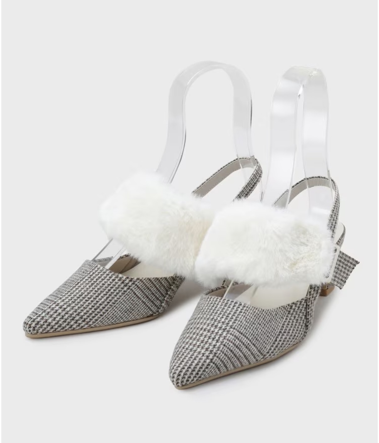 Nさんの「ESPERANZA｜【Fur Collection】ファー付き2WAYスリングバックミュールパンプス」を使ったコーディネート