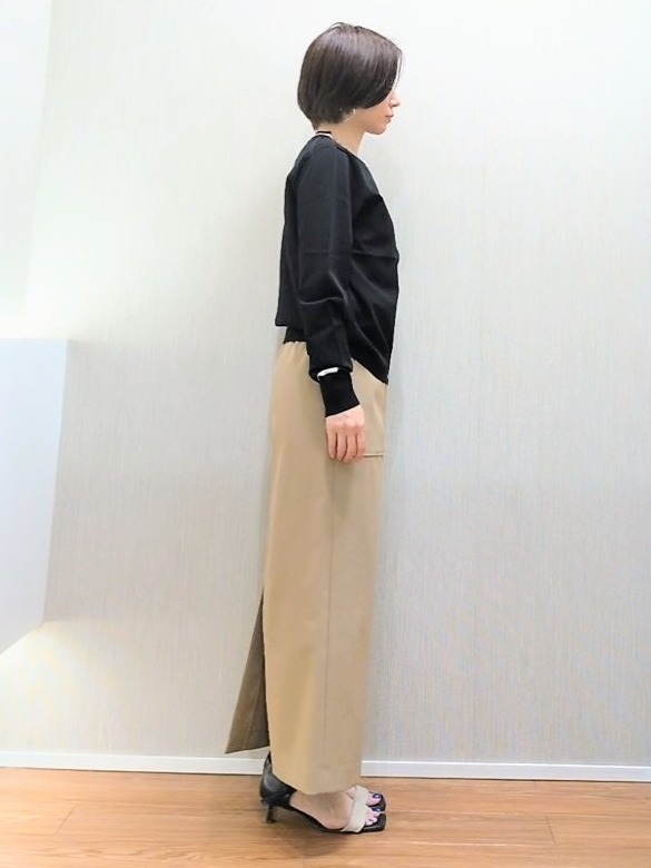 ミズタさんの「UNTITLED｜【アンサンブル可能】コンパクトニットカーディガン」を使ったコーディネート