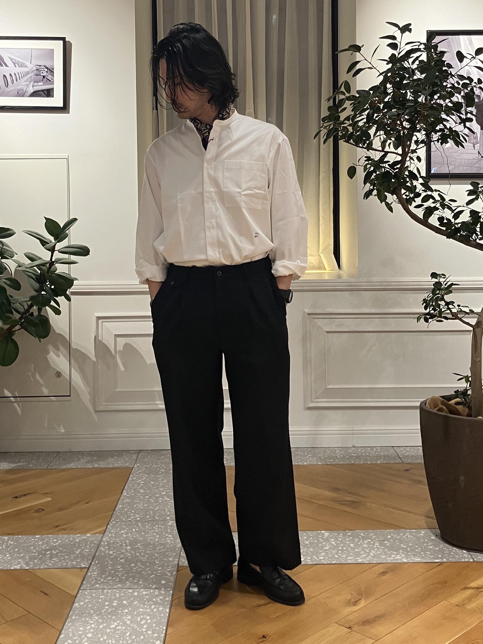 junyaさんの「DRESSTERIOR｜バンドカラーレギュラーフィットシャツ」を使ったコーディネート
