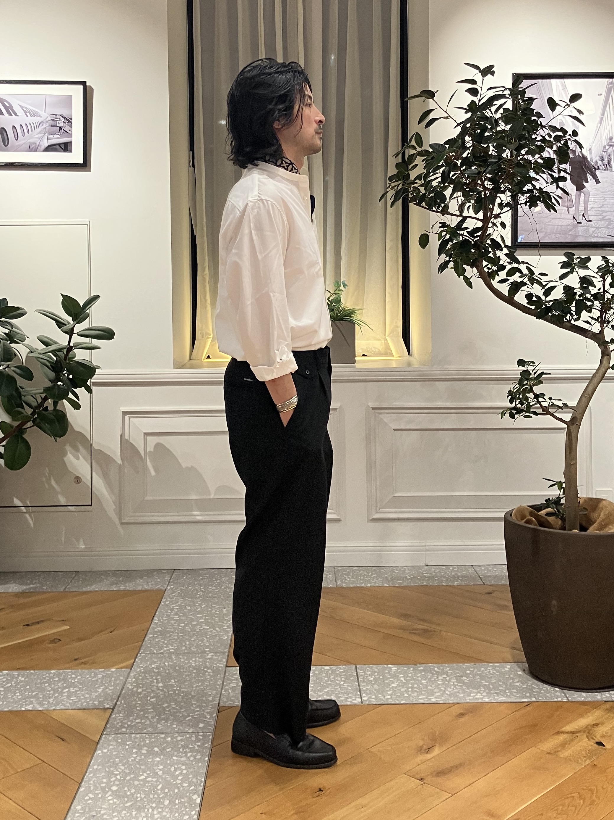 junyaさんの「DRESSTERIOR｜バンドカラーレギュラーフィットシャツ」を使ったコーディネート
