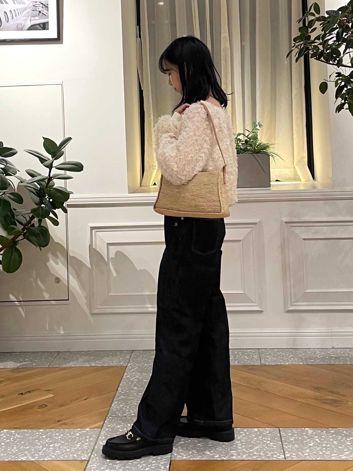 Lilyさんの「DRESSTERIOR｜provoke（プロヴォーク）【別注】 フワラーモチーフブラウス」を使ったコーディネート
