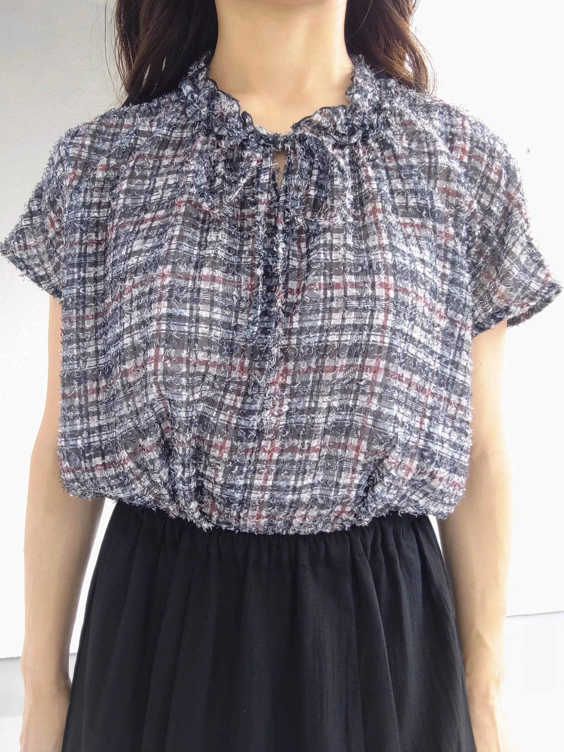 keinaさんの「SunaUna｜チェック柄フリルブラウス」を使ったコーディネート