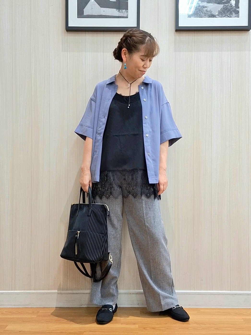 Saoさんの「SHOO･LA･RUE｜【通気性〇/ひんやり/S-LL】洗濯後しわになりにくい とろみストライプシャツ」を使ったコーディネート