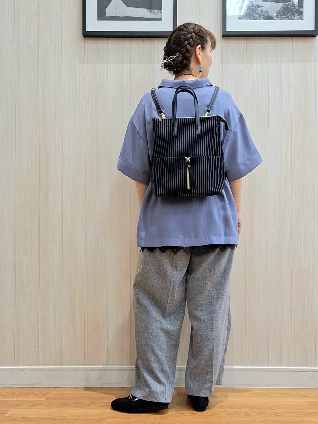 Saoさんの「SHOO･LA･RUE｜【通気性〇/ひんやり/S-LL】洗濯後しわになりにくい とろみストライプシャツ」を使ったコーディネート