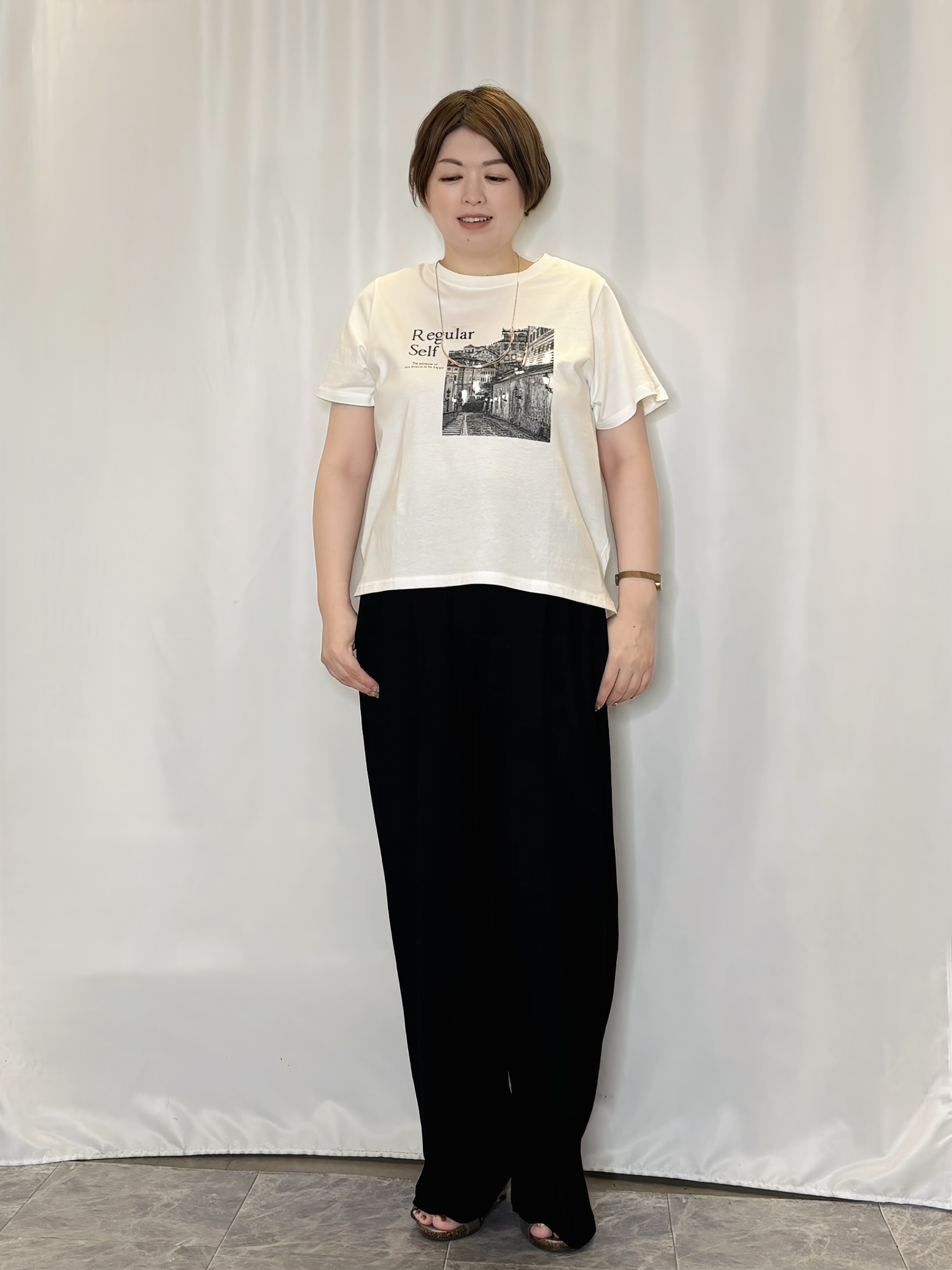 たみさんの「SHOO･LA･RUE｜【洗濯機可/S-LL】軽やかで涼しげな 透かしレース風前開きシャツ」を使ったコーディネート