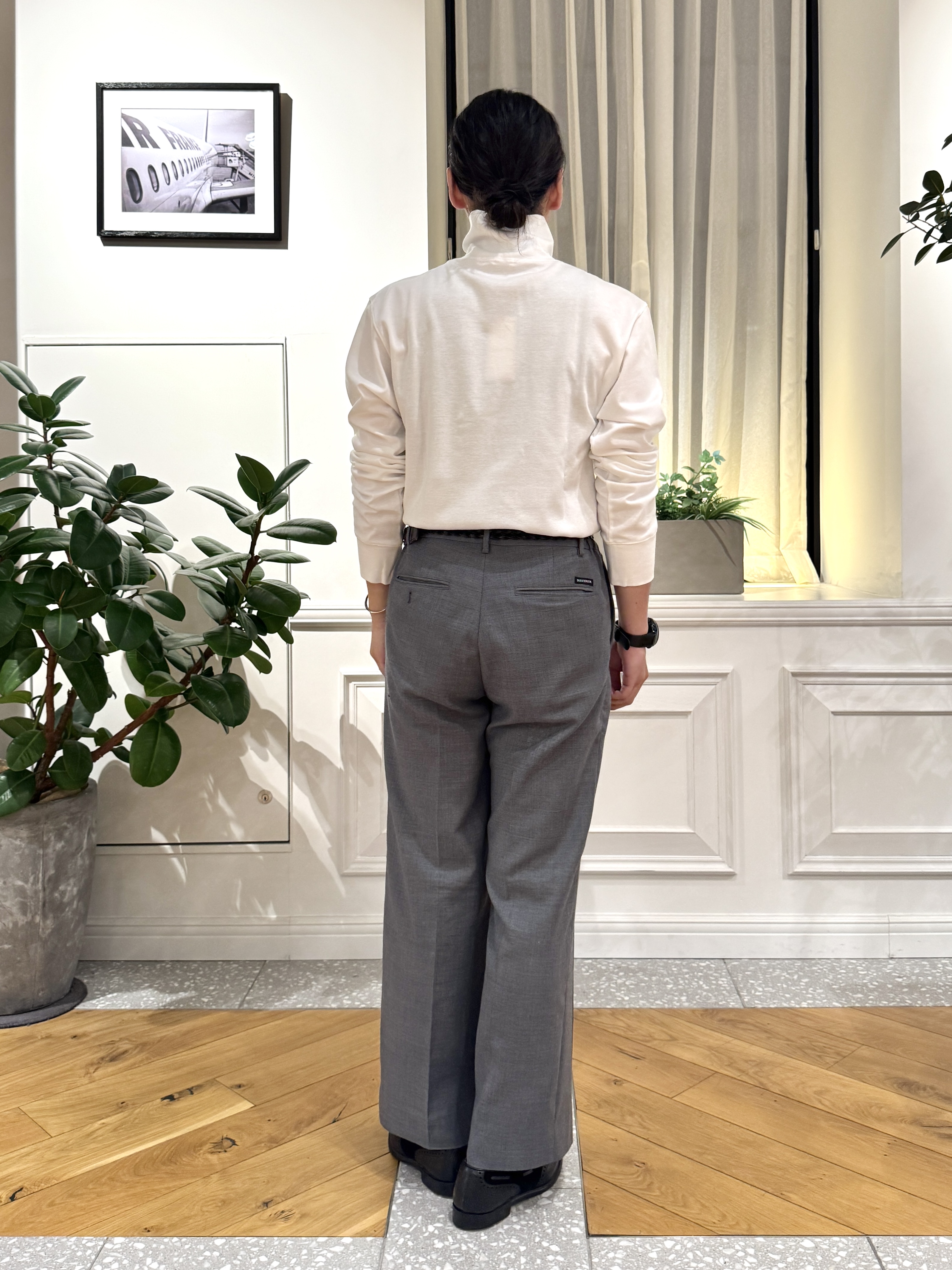 kawarataniさんの「DRESSTERIOR｜ハイグレード オフタートルカットソー」を使ったコーディネート