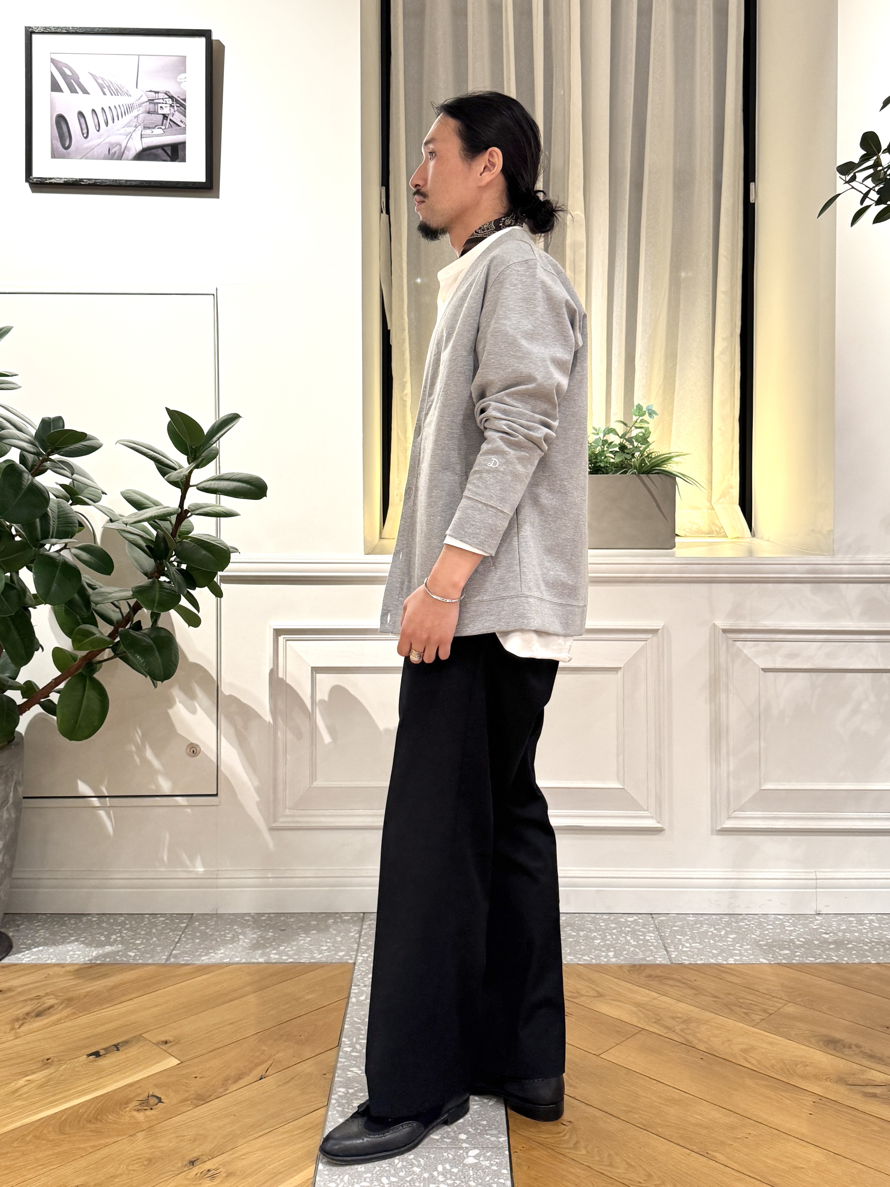 kawarataniさんの「DRESSTERIOR｜【接触冷感／セットアップ可】ドライタッチ ハイカウントカットソー カーディガン」を使ったコーディネート