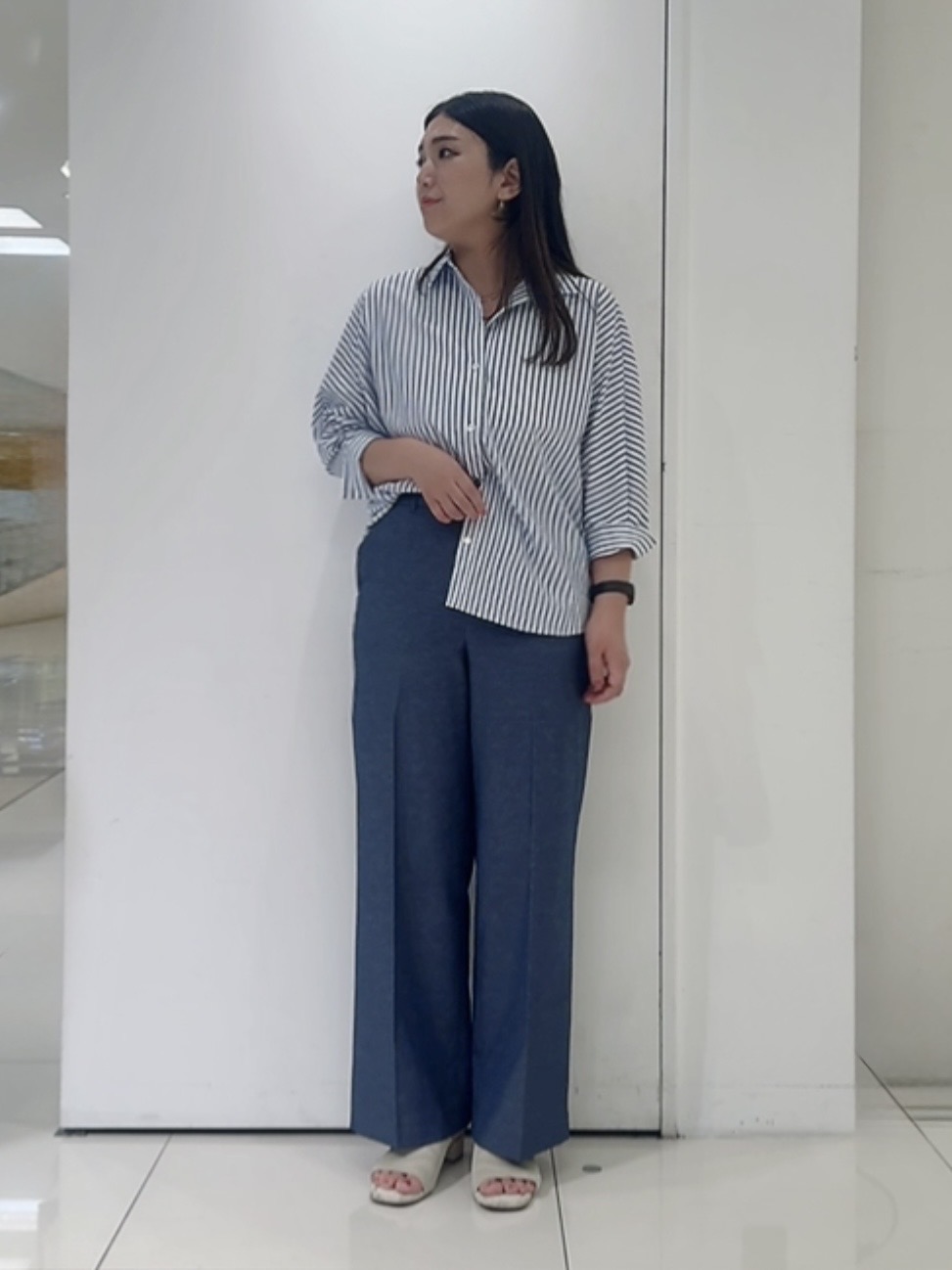なかじさんの「UNTITLED｜【接触冷感/吸水速乾/UVカット】ドルマンスリーブシャツ」を使ったコーディネート