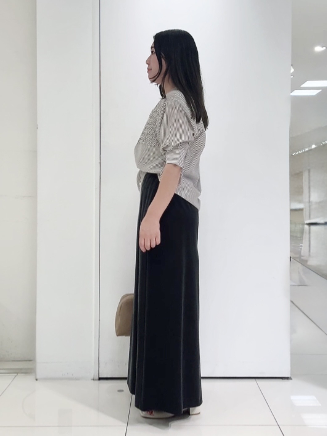 なかじさんの「UNTITLED｜【セットアップ可/接触冷感】ヴィンテージライク ロングスカート」を使ったコーディネート
