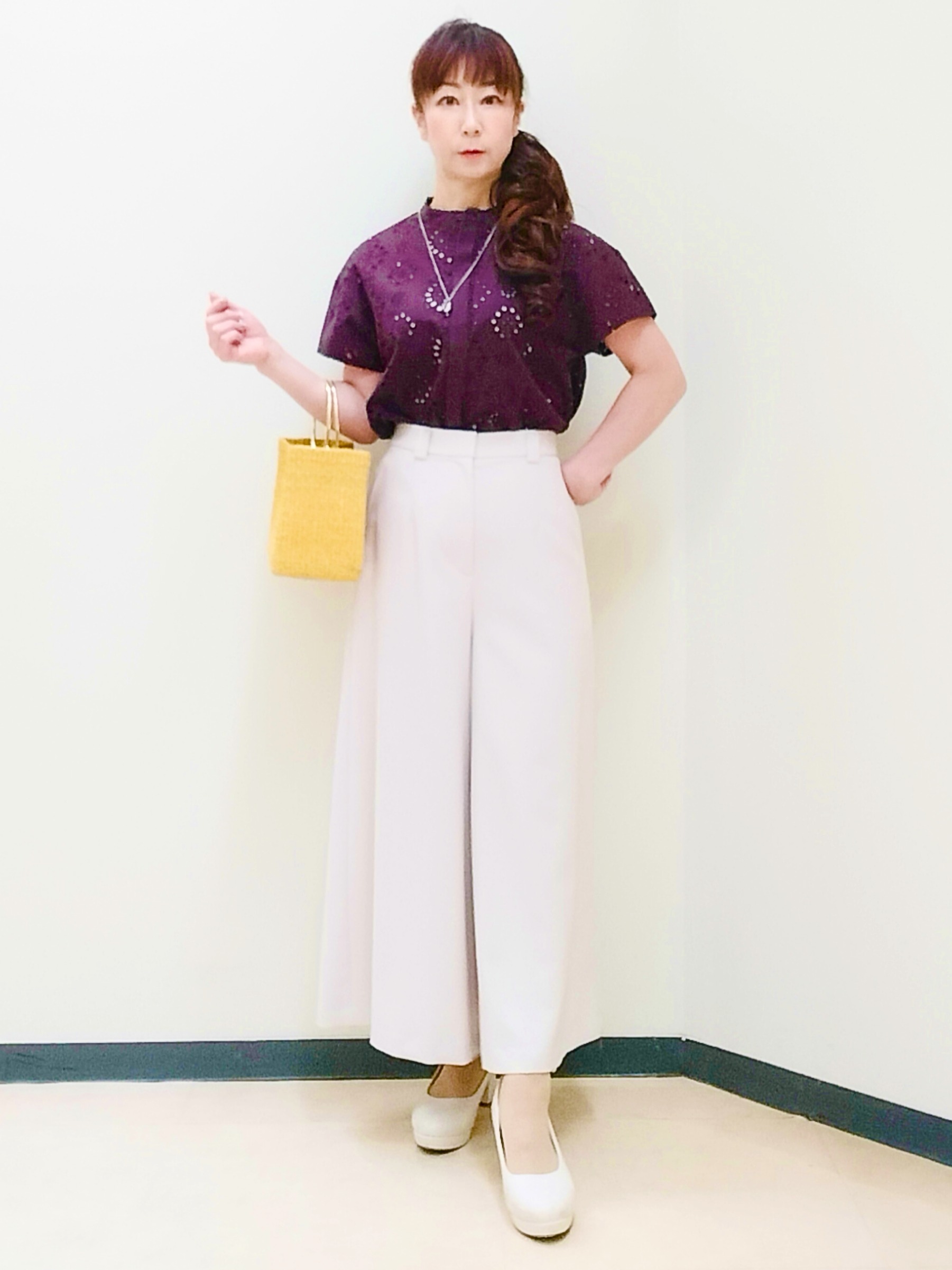 花さんの「Reflect｜【通勤◎】カットワーク刺繍レース シャツブラウス」を使ったコーディネート