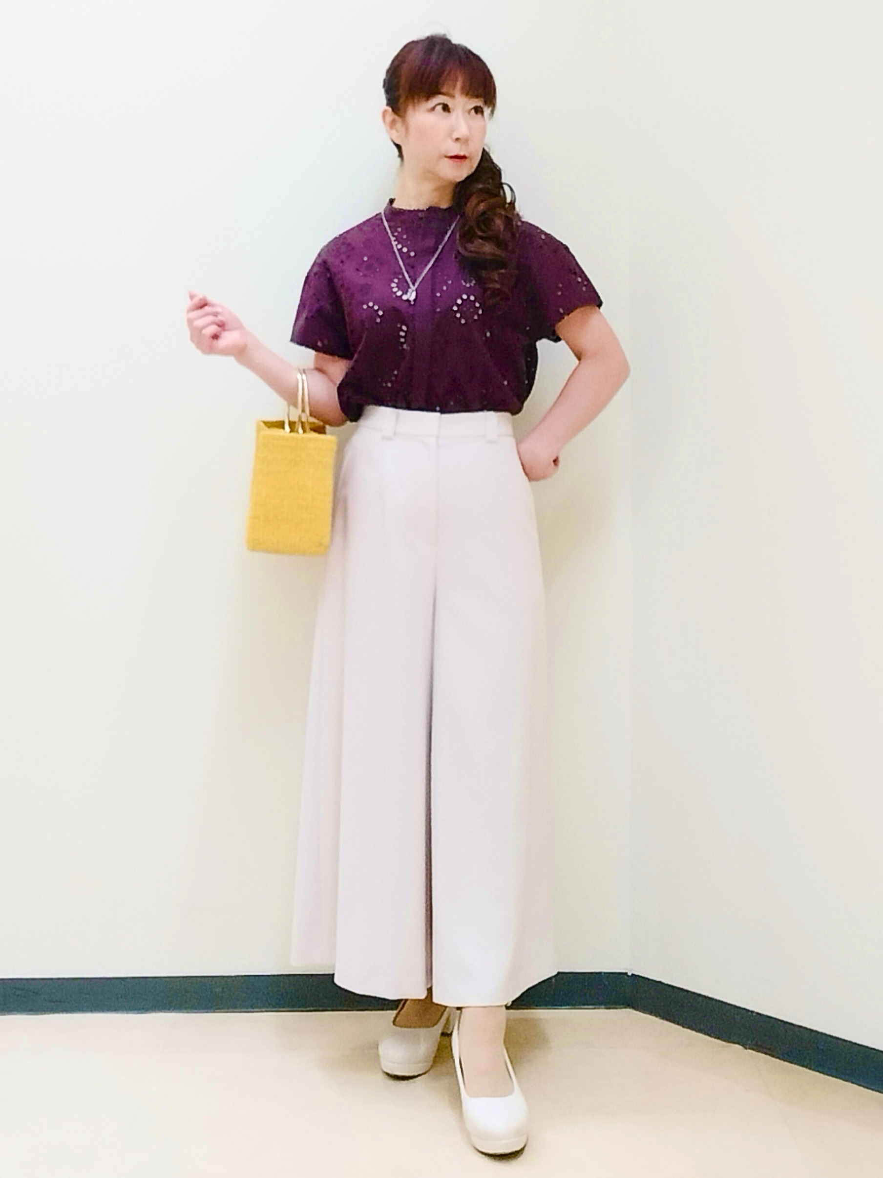 花さんの「Reflect｜【通勤◎】カットワーク刺繍レース シャツブラウス」を使ったコーディネート