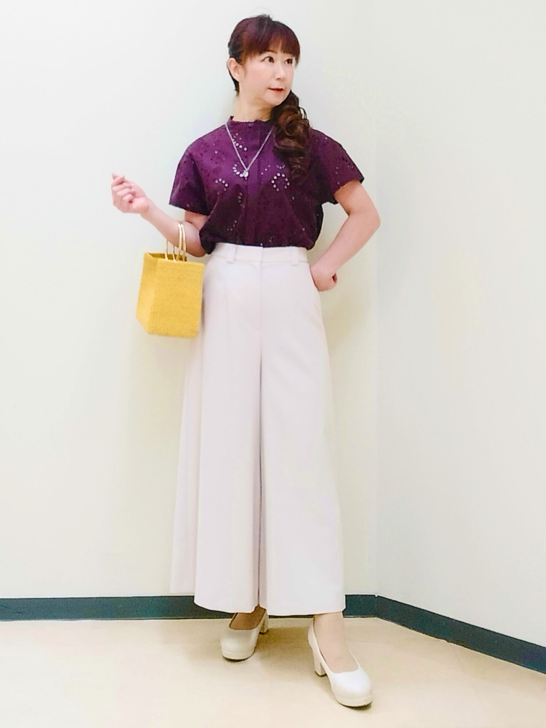 花さんの「Reflect｜【通勤◎】カットワーク刺繍レース シャツブラウス」を使ったコーディネート