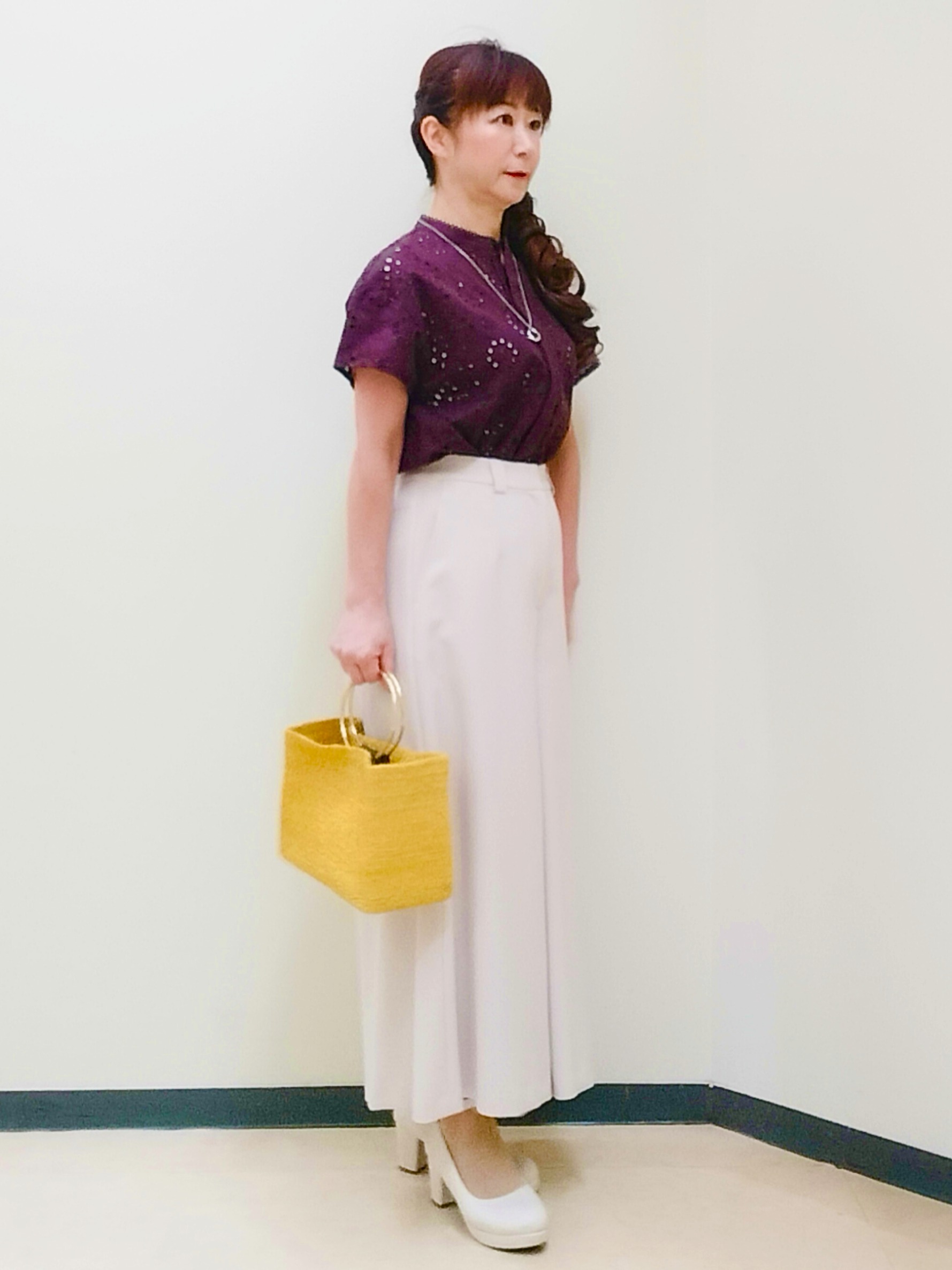 花さんの「Reflect｜【通勤◎】カットワーク刺繍レース シャツブラウス」を使ったコーディネート