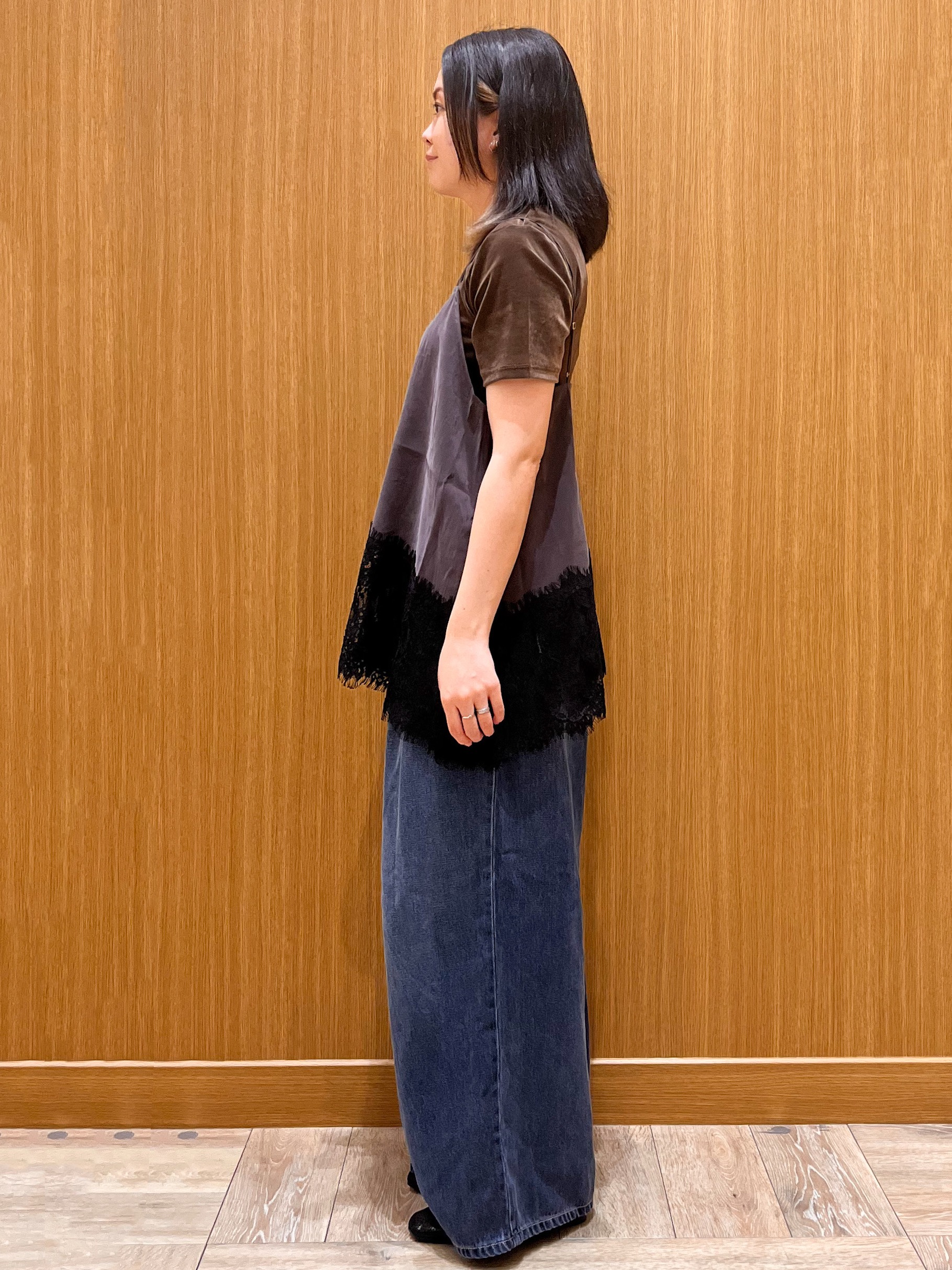 aさんの「OPAQUE.CLIP｜裾レース マットサテンキャミ【洗濯機OK】」を使ったコーディネート