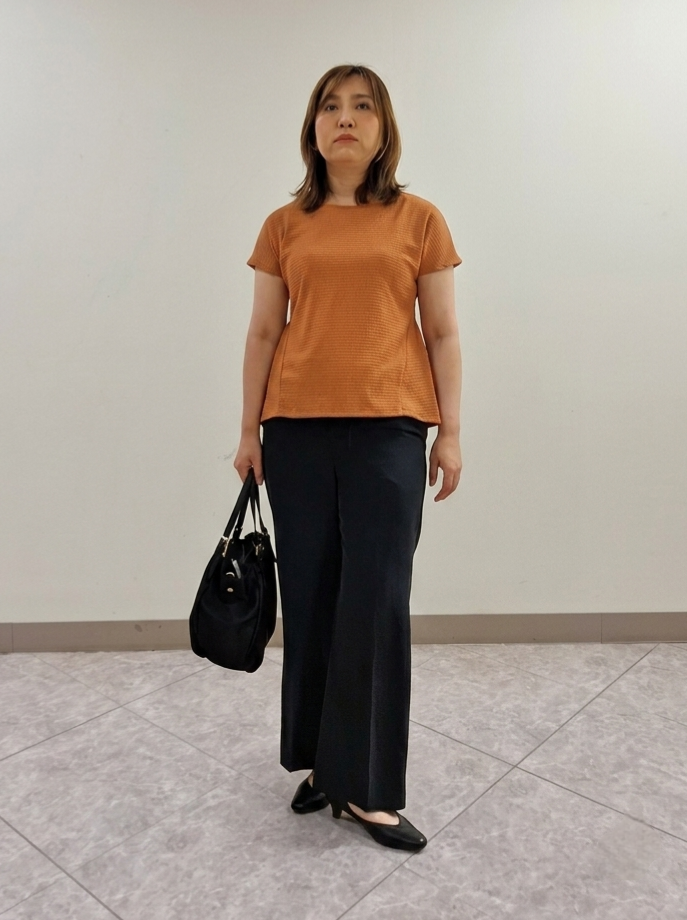 S.xuliさんの「Reflect｜【腰まわりカバー／手洗い可】ペプラムプルオーバー」を使ったコーディネート