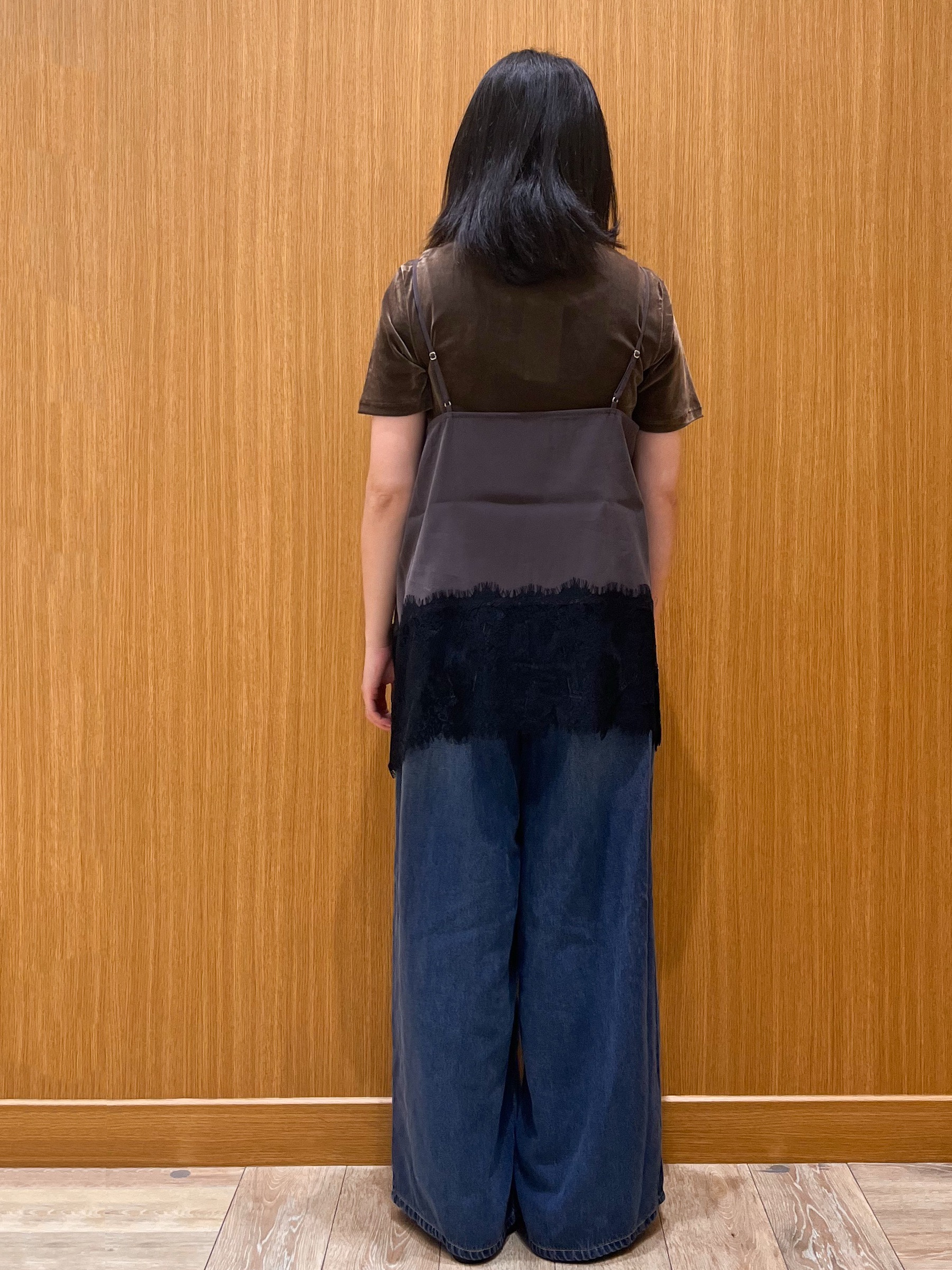 aさんの「OPAQUE.CLIP｜裾レース マットサテンキャミ【洗濯機OK】」を使ったコーディネート