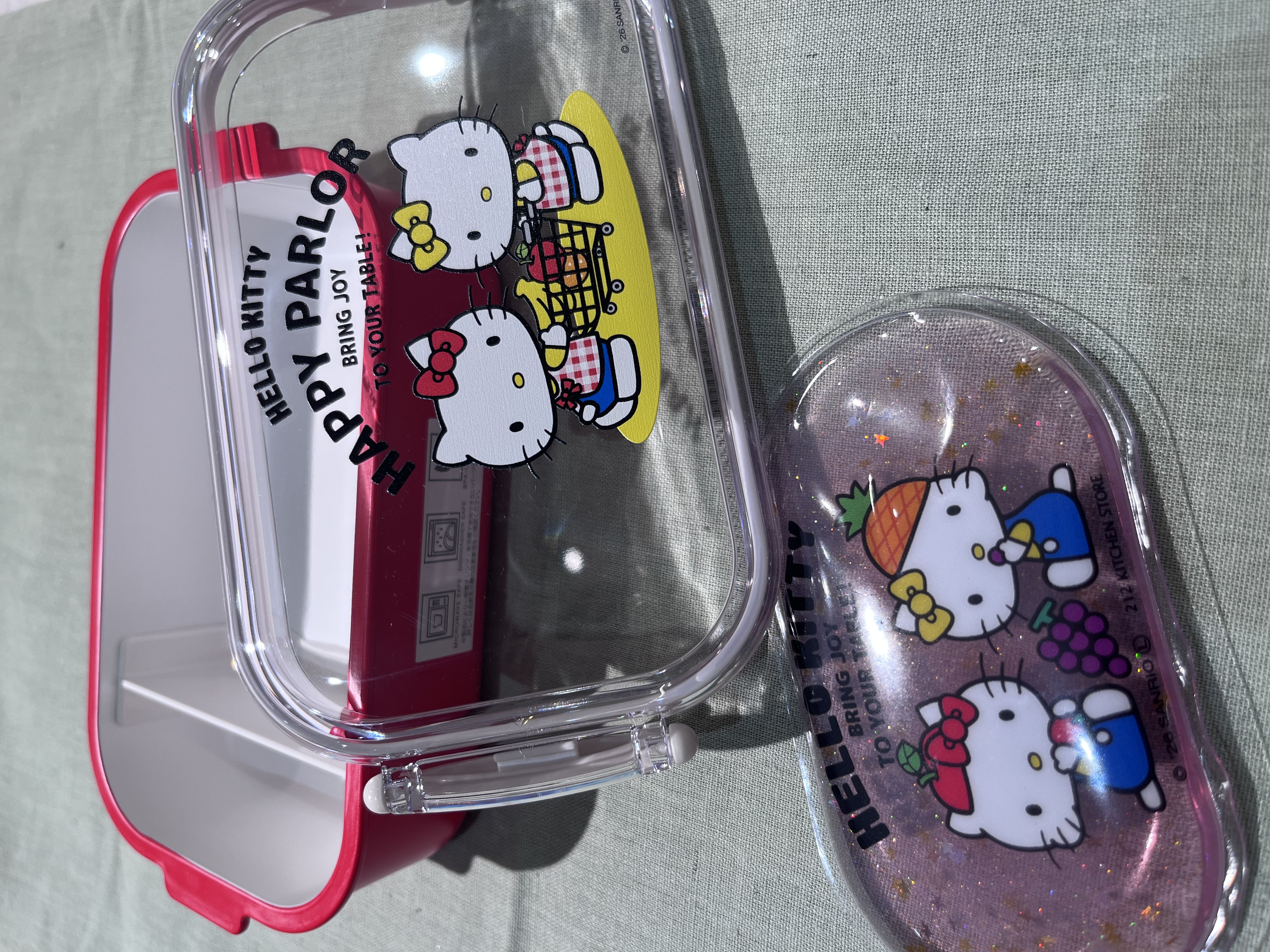 shino.さんの「212 KITCHEN STORE｜保冷剤 HELLO KITTY ＜Sanrio サンリオ＞」を使ったコーディネート