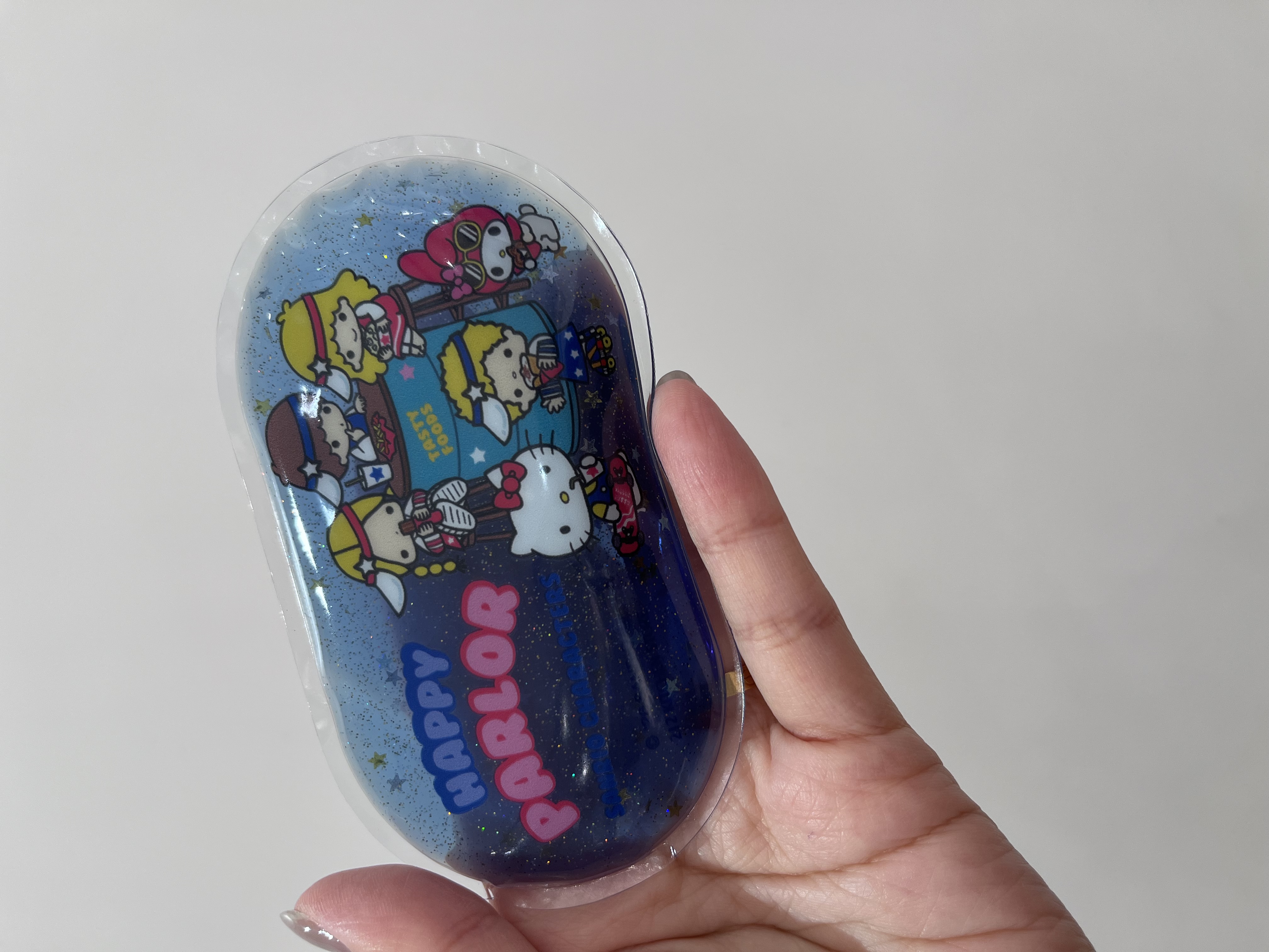 shino.さんの「212 KITCHEN STORE｜保冷剤 HELLO KITTY ＜Sanrio サンリオ＞」を使ったコーディネート