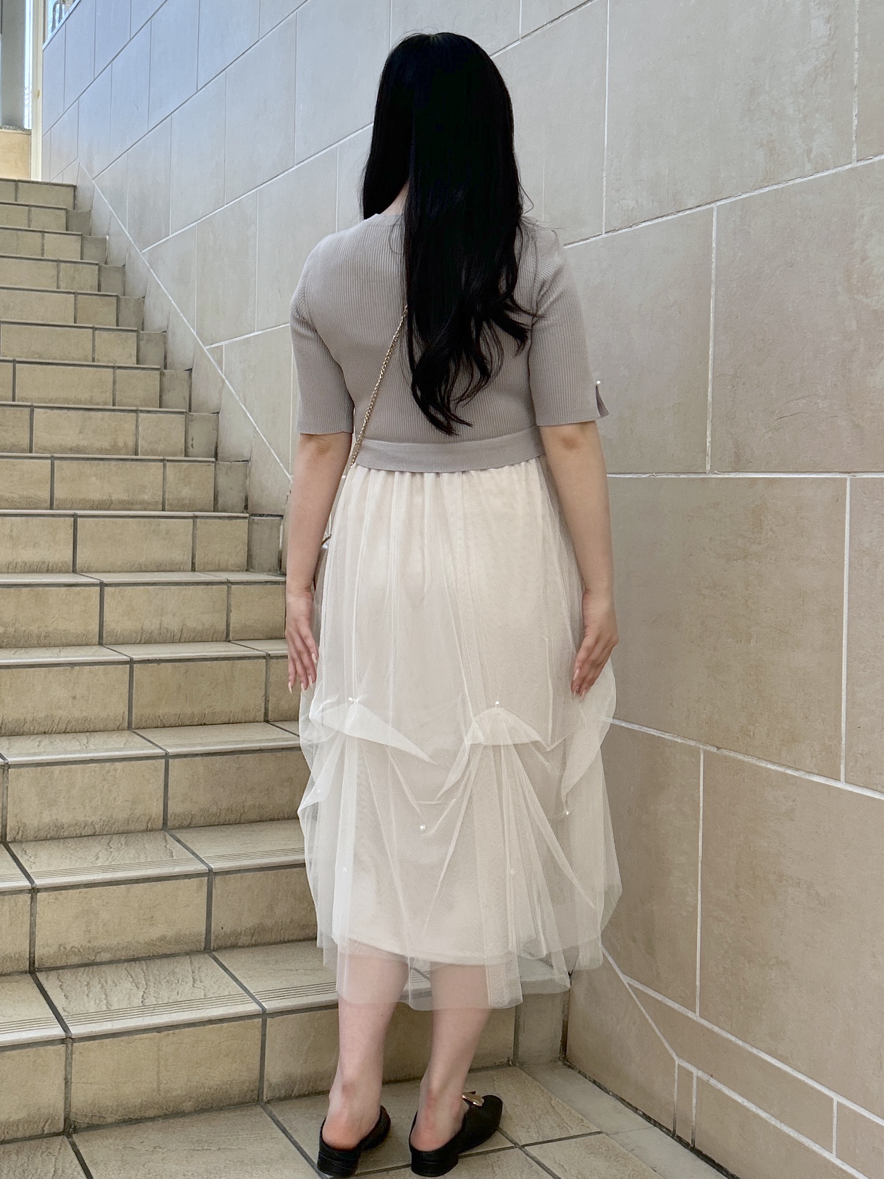 sayaさんの「OPAQUE.CLIP｜チュールパール調ドッキングニットワンピース【洗濯機OK／抗ピル】」を使ったコーディネート