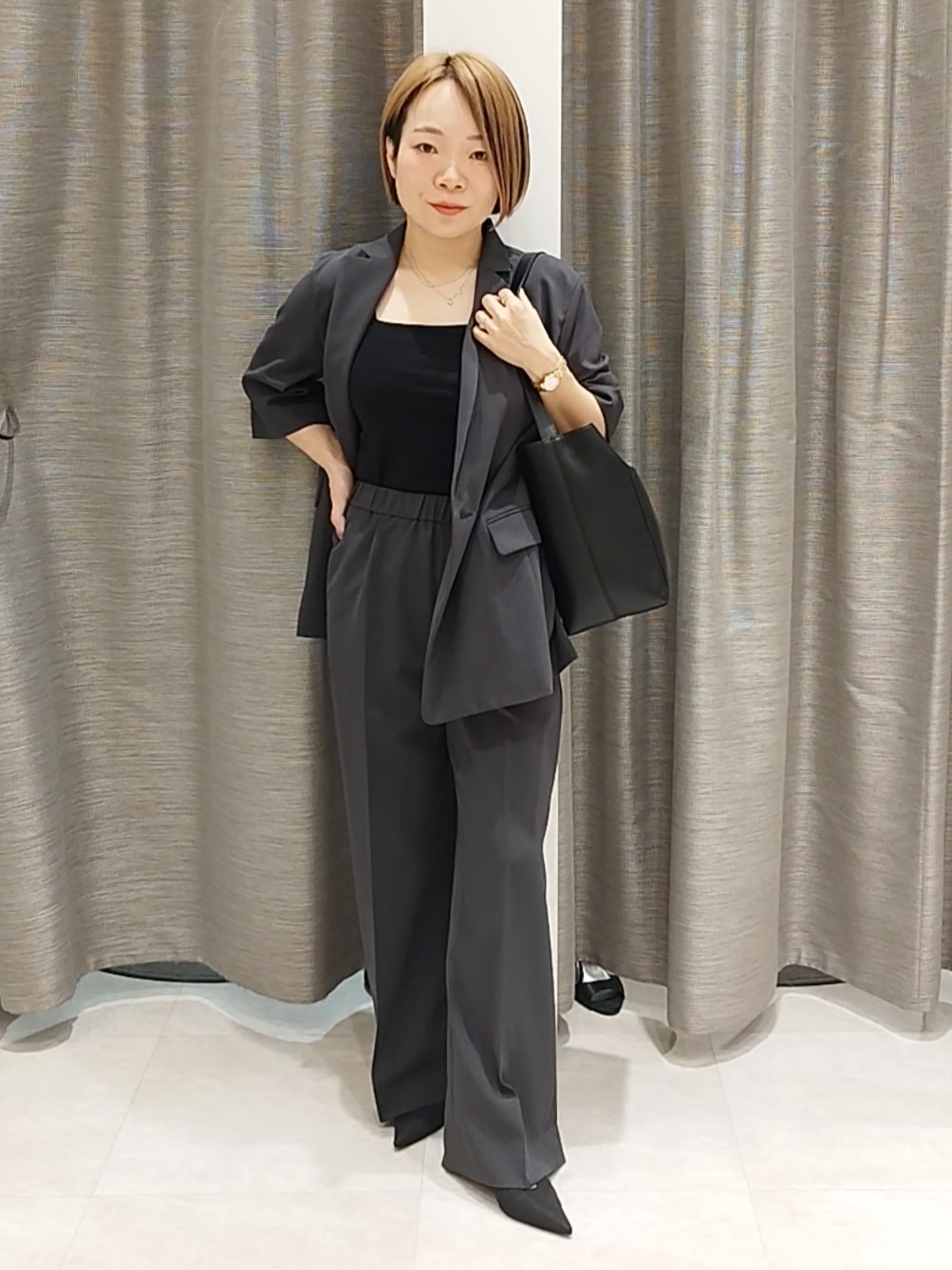 s u g iさんの「UNTITLED｜【セットアップ可/UVカット/通気性】エアリークール半袖ジャケット」を使ったコーディネート