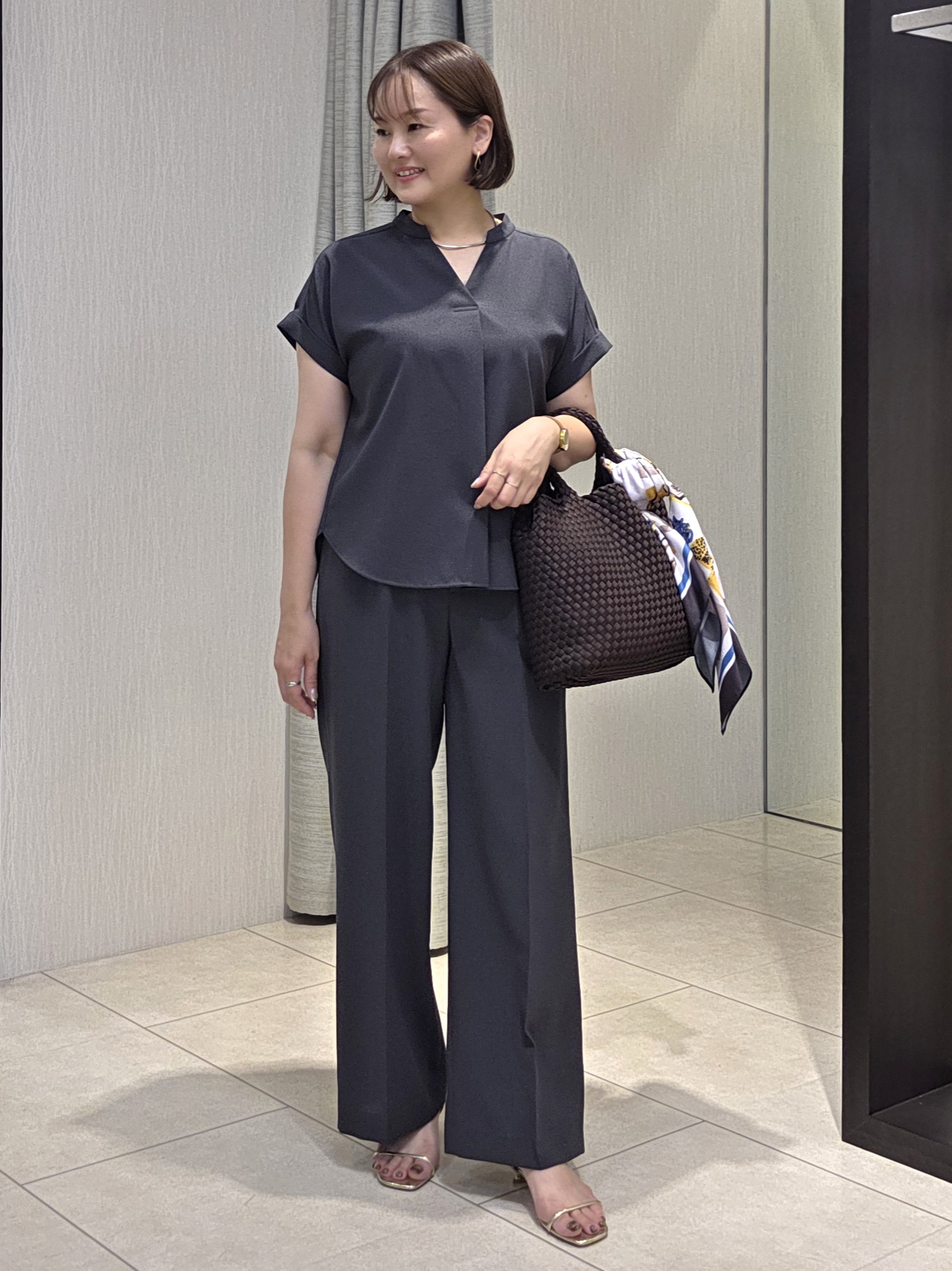 naokoさんの「UNTITLED｜【セットアップ可/UVカット/接触冷感】エアリークールドロストシャツ」を使ったコーディネート
