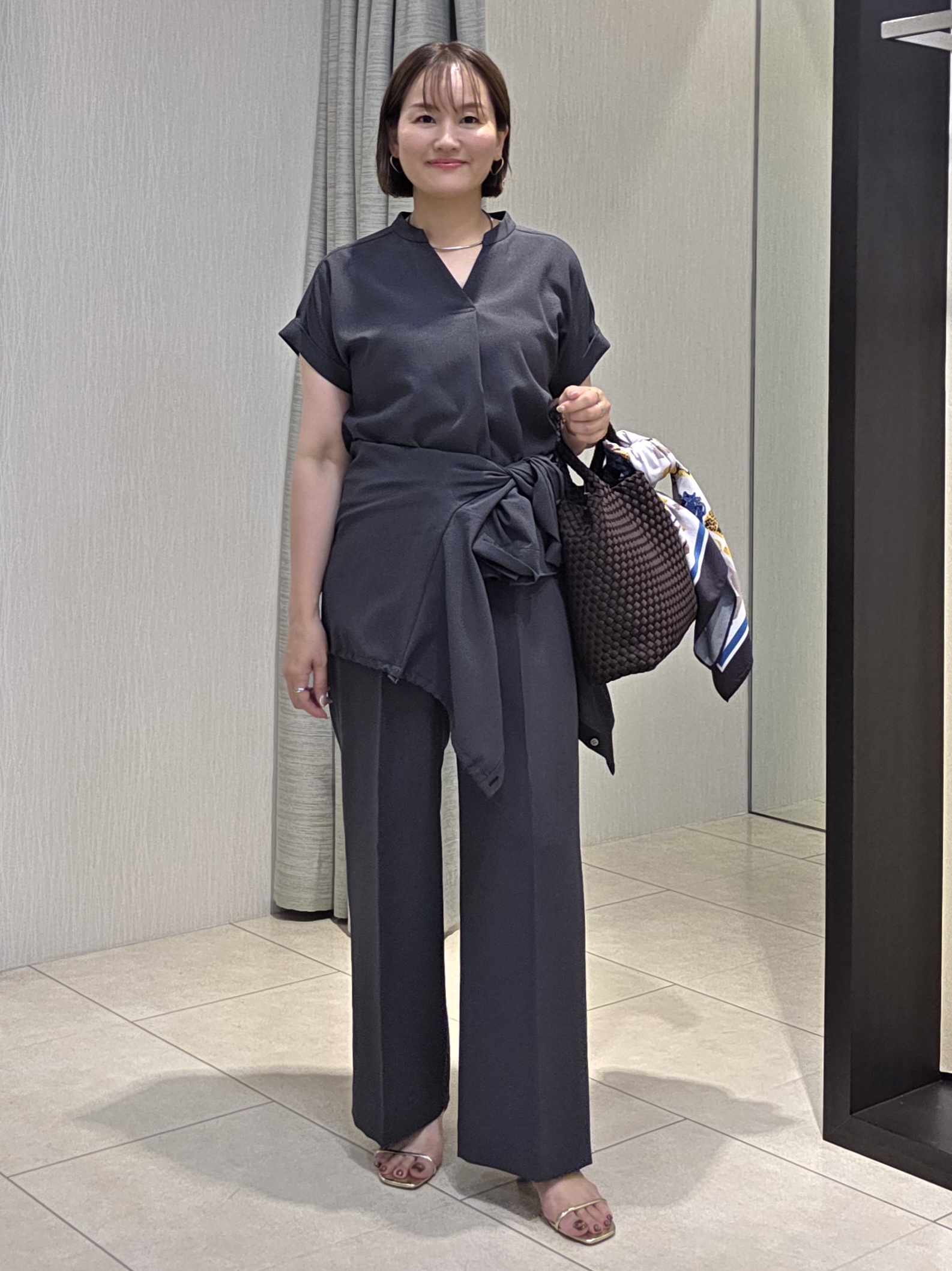 naokoさんの「UNTITLED｜【セットアップ可/UVカット/接触冷感】エアリークールドロストシャツ」を使ったコーディネート