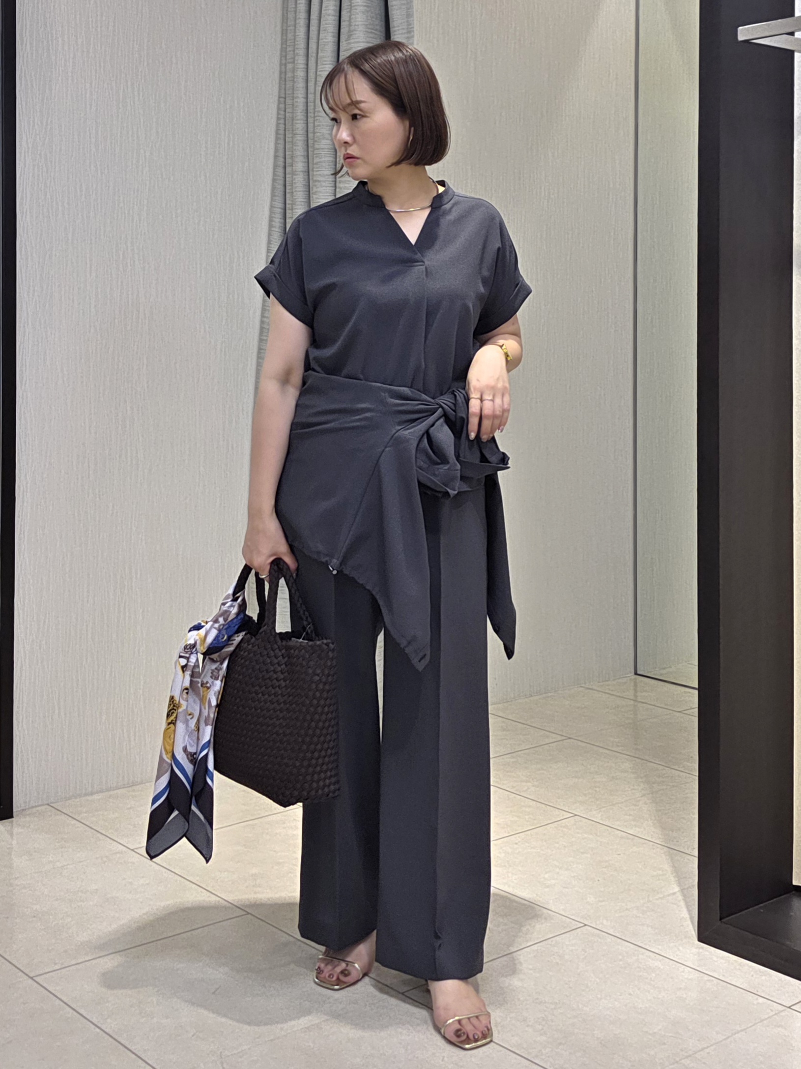 naokoさんの「UNTITLED｜【セットアップ可/UVカット/接触冷感】エアリークールドロストシャツ」を使ったコーディネート
