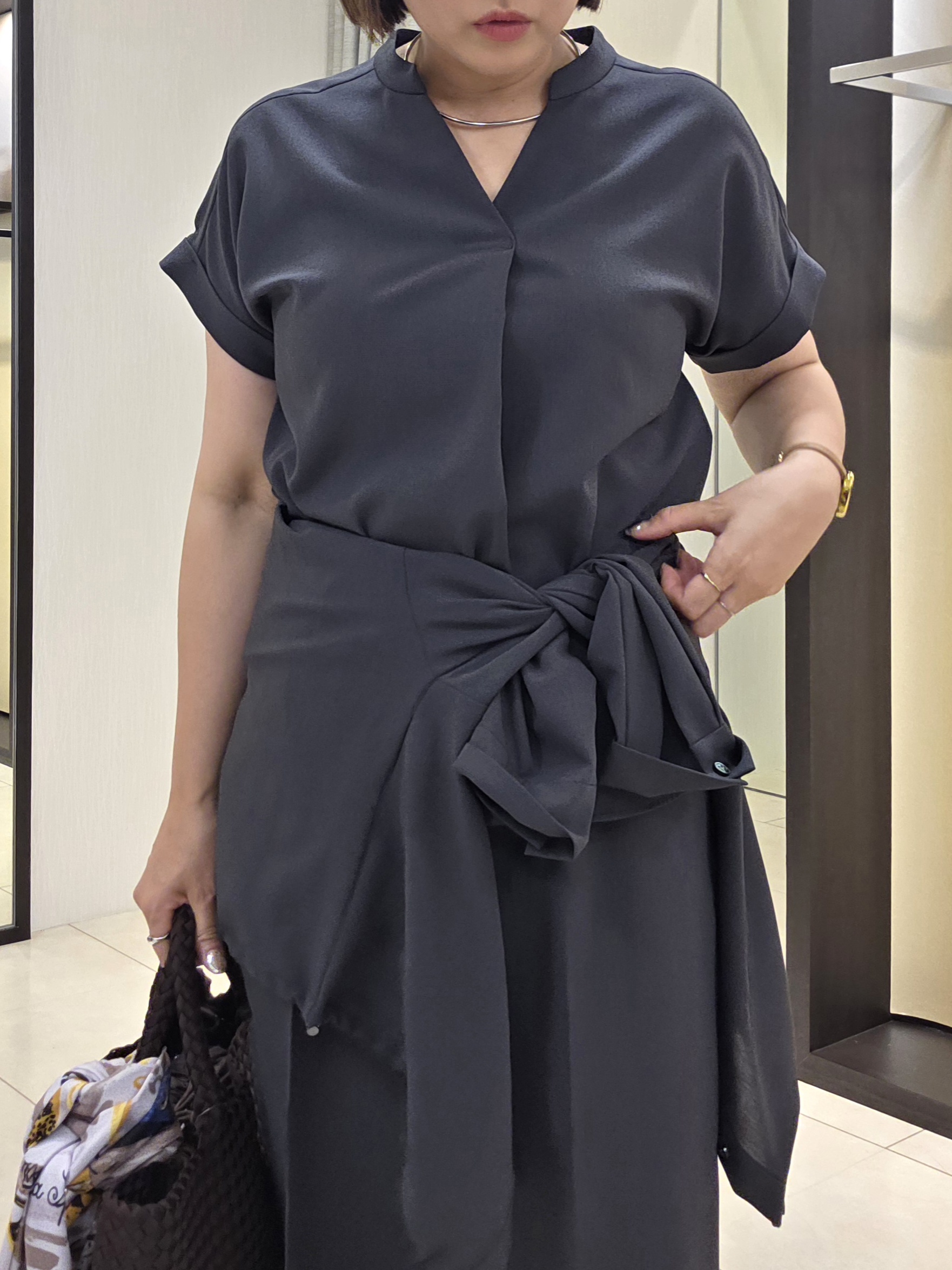 naokoさんの「UNTITLED｜【セットアップ可/UVカット/接触冷感】エアリークールドロストシャツ」を使ったコーディネート