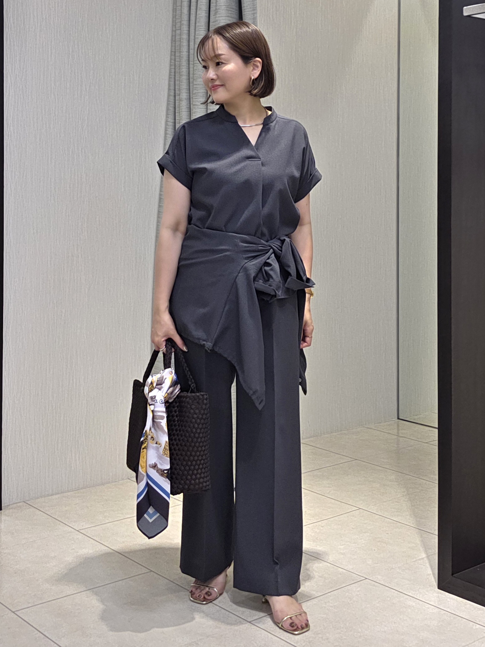 naokoさんの「UNTITLED｜【セットアップ可/UVカット/接触冷感】エアリークールドロストシャツ」を使ったコーディネート