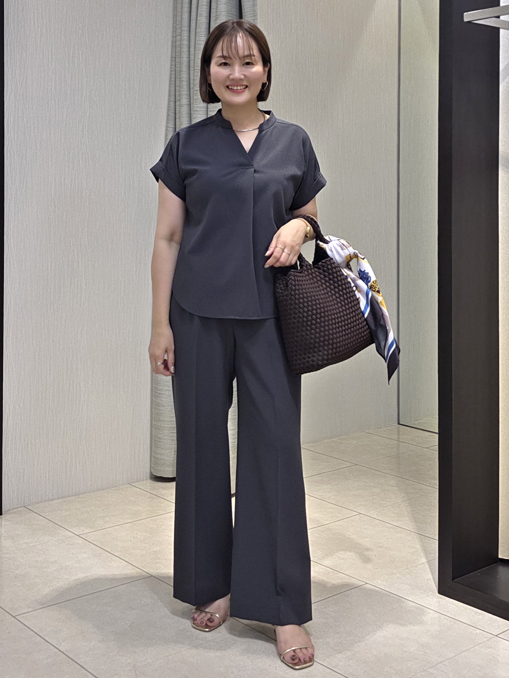 naokoさんの「UNTITLED｜【セットアップ可/UVカット/接触冷感】エアリークールドロストシャツ」を使ったコーディネート