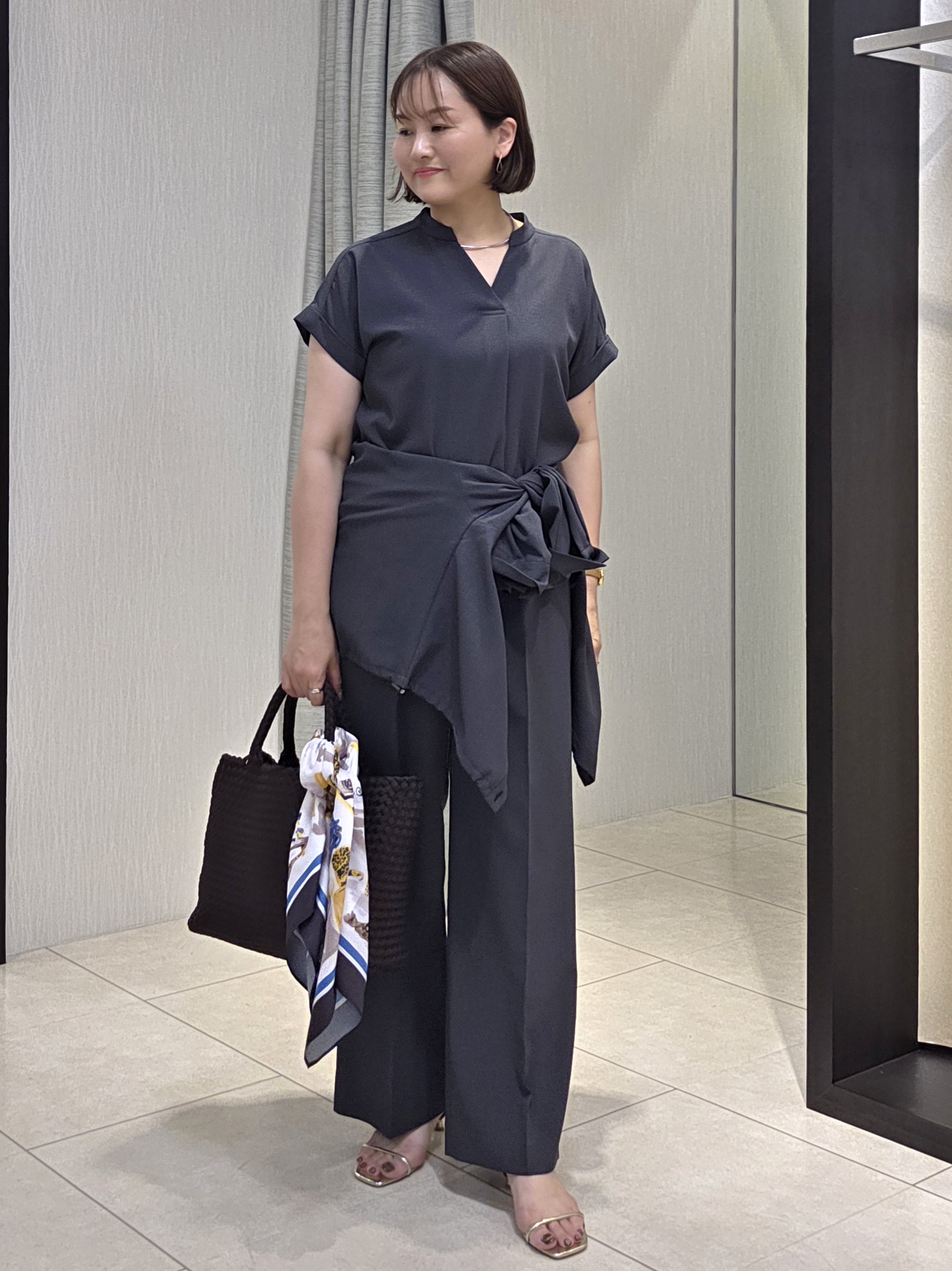naokoさんの「UNTITLED｜【セットアップ可/UVカット/接触冷感】エアリークールドロストシャツ」を使ったコーディネート
