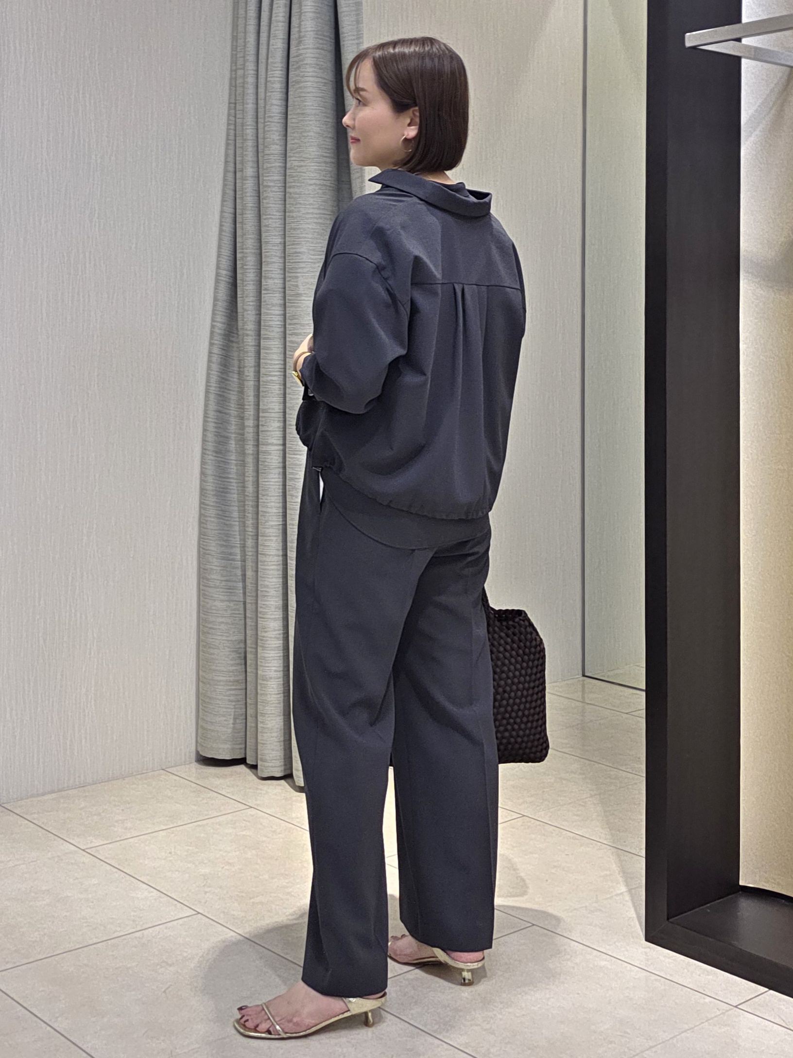 naokoさんの「UNTITLED｜【セットアップ可/UVカット/接触冷感】エアリークールドロストシャツ」を使ったコーディネート