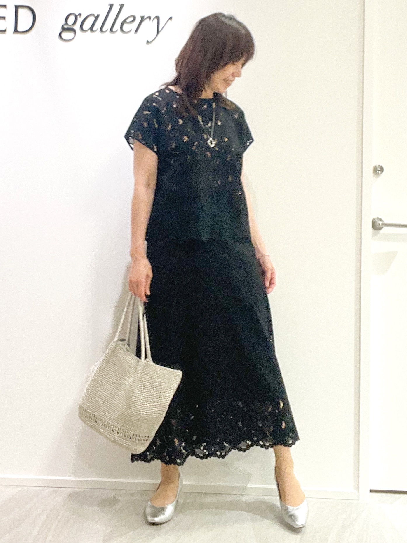 めいさんの「UNTITLED｜【セットアップ可/品のある透け感】リーフレースブラウス」を使ったコーディネート