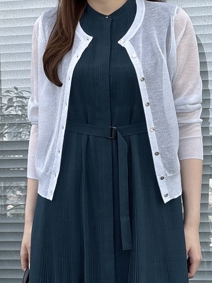 sayaさんの「grove｜高評価！【洗える/名品】大人の透け感、シアーカーディガン」を使ったコーディネート
