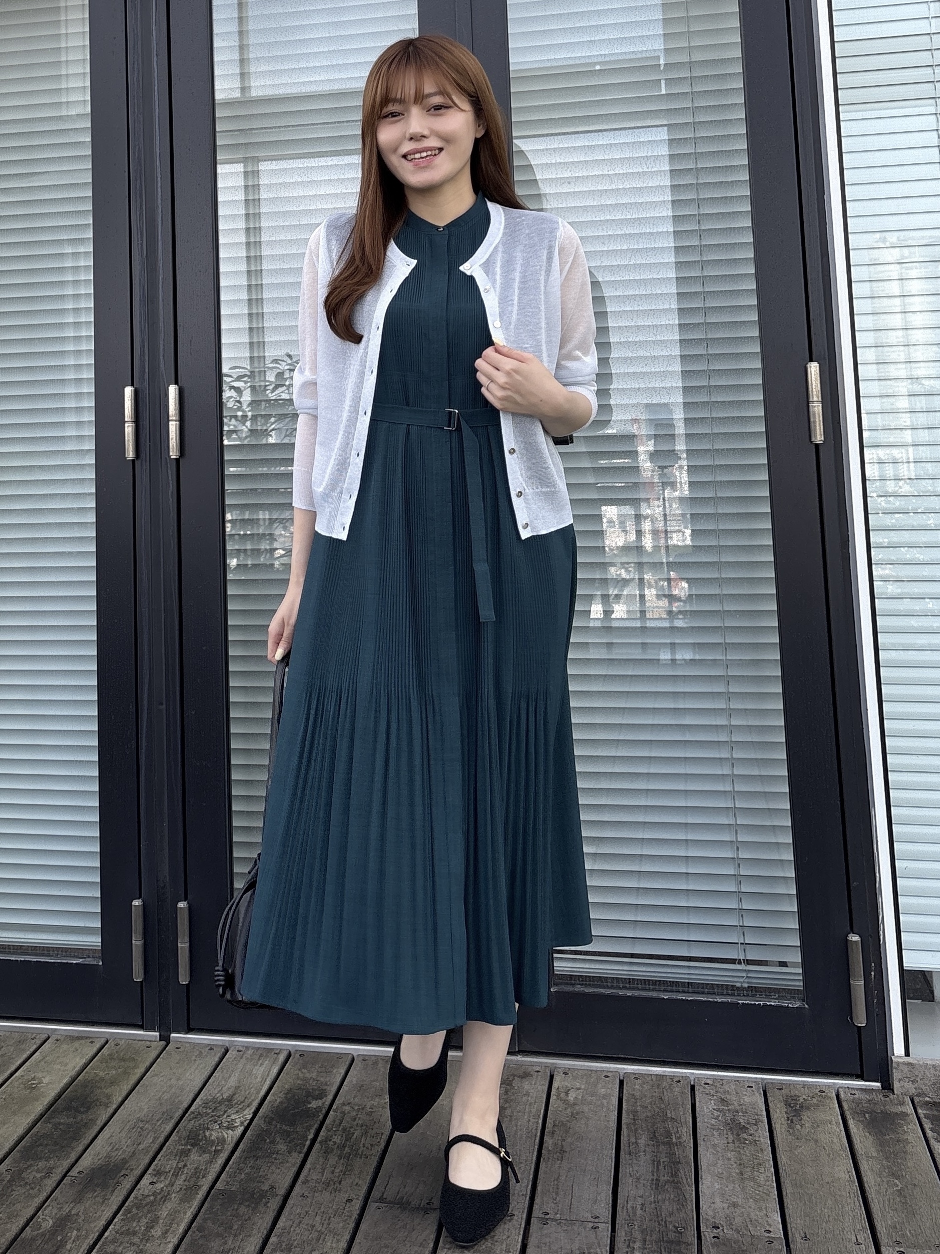sayaさんの「grove｜高評価！【洗える/名品】大人の透け感、シアーカーディガン」を使ったコーディネート