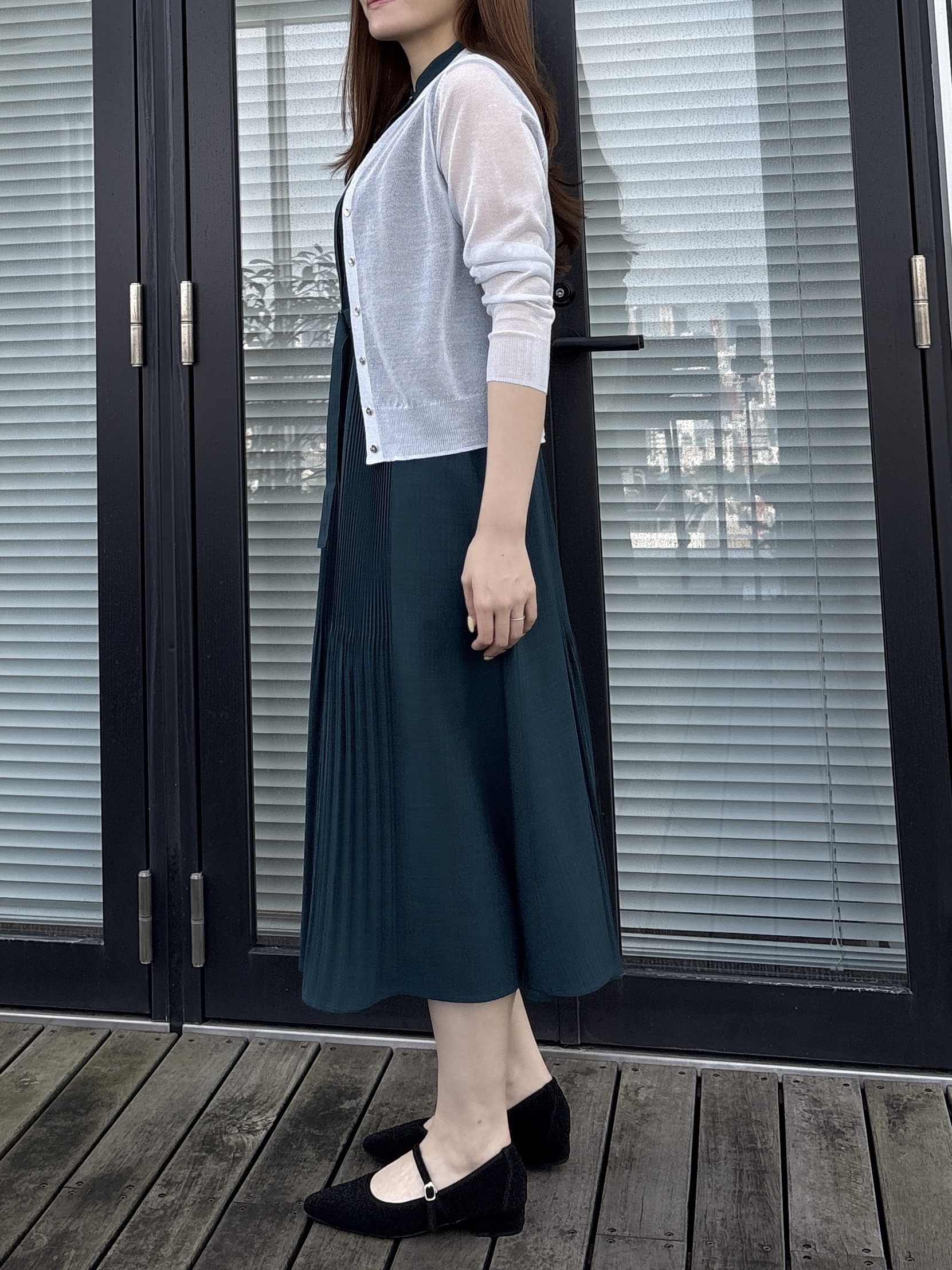 sayaさんの「grove｜高評価！【洗える/名品】大人の透け感、シアーカーディガン」を使ったコーディネート