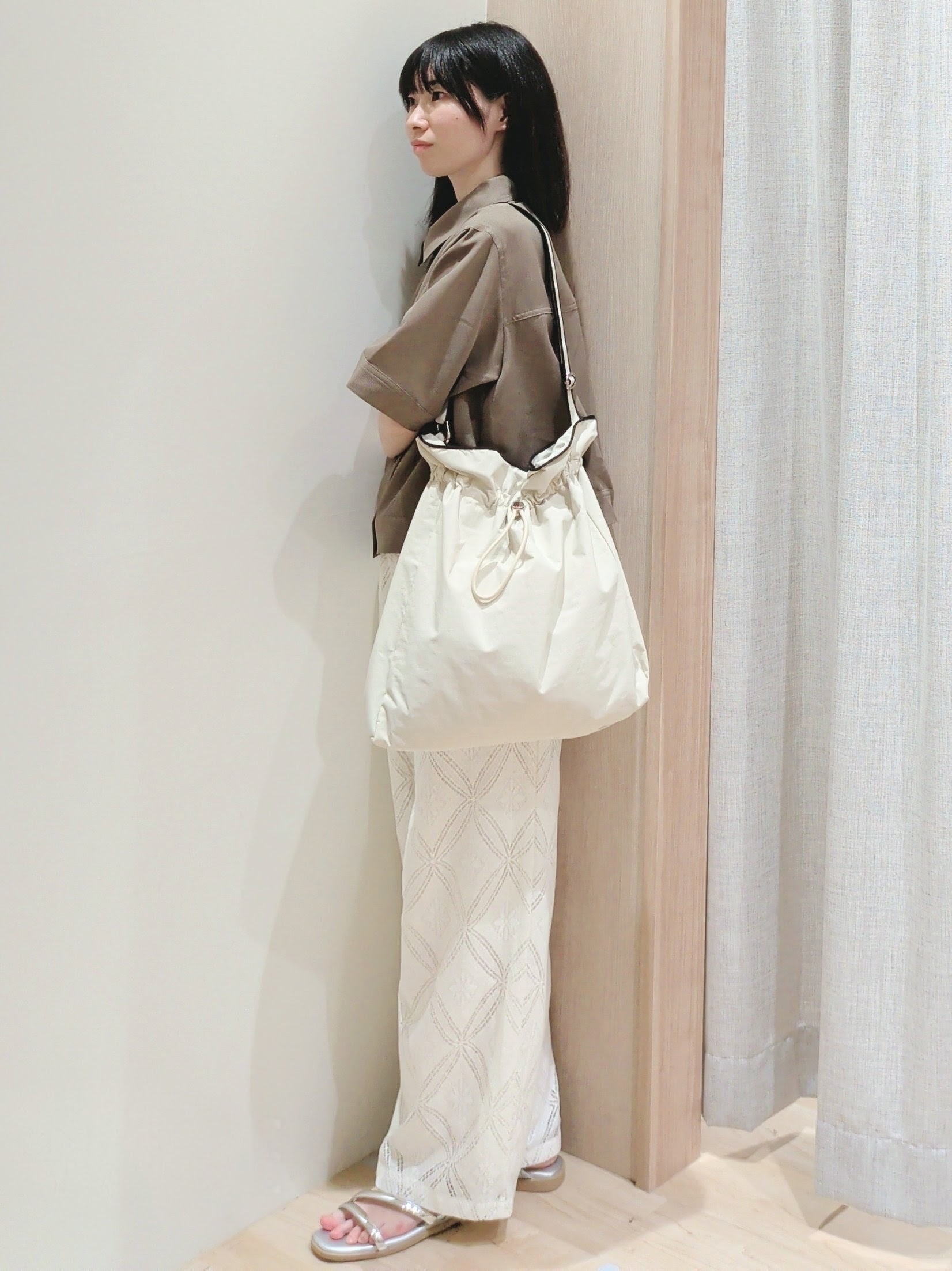 Yuiさんの「grove｜【吸水速乾・通気性・洗える】衿付きハーフジャケット」を使ったコーディネート