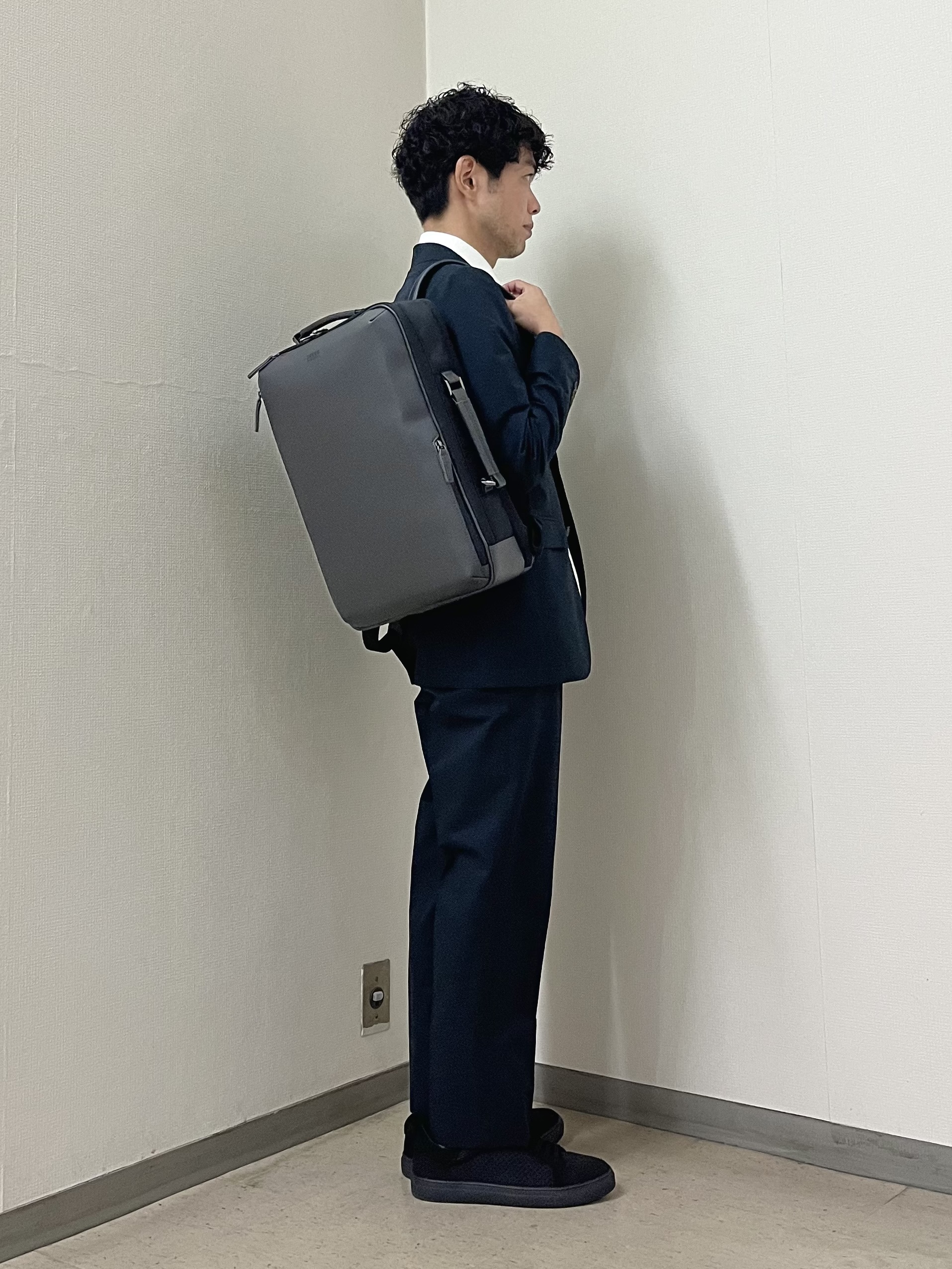 URAさんの「TAKEO KIKUCHI｜【抗菌防臭】COOL DOTS（R）ドビープリント ジャケット」を使ったコーディネート