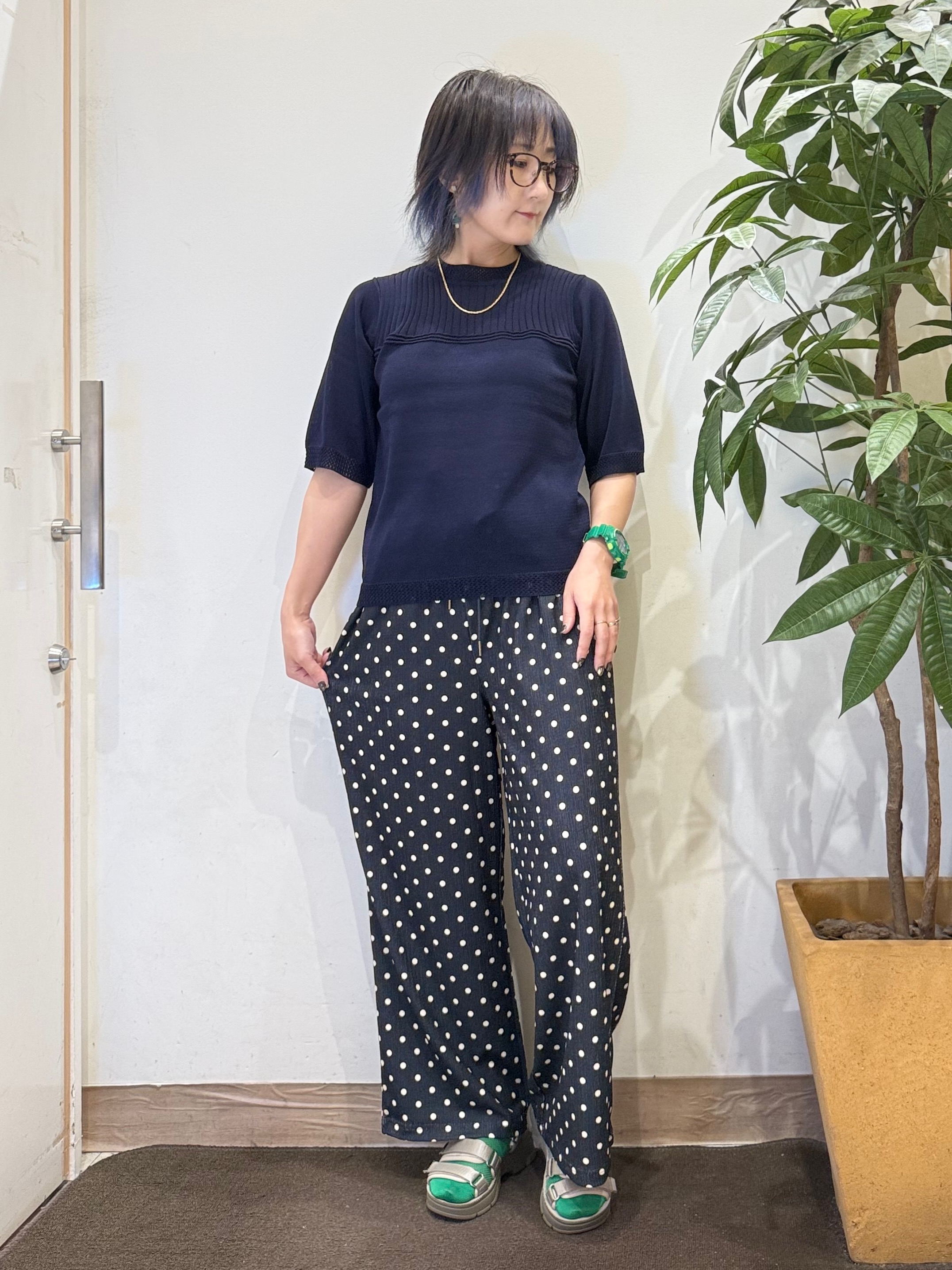 misakiさんの「SHOO･LA･RUE｜【S-LL/二の腕カバー】品よく決まる 5分袖デザインニット」を使ったコーディネート