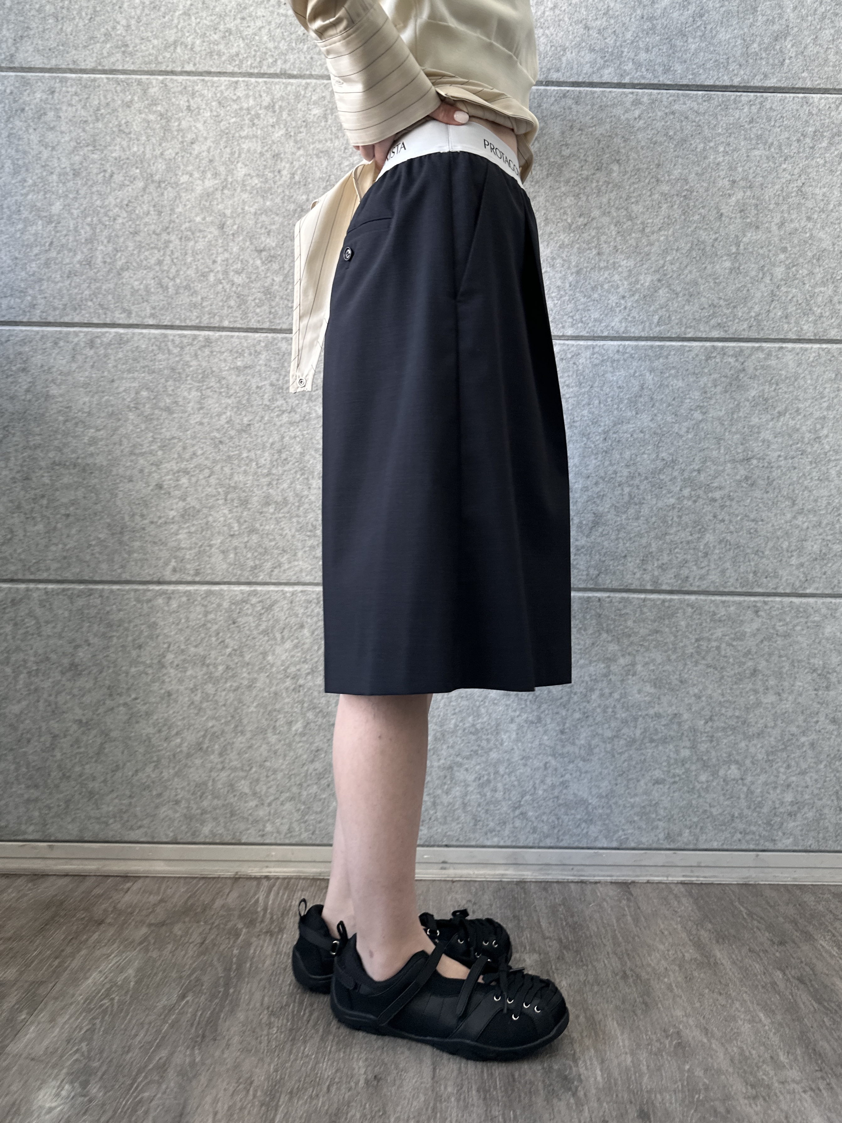 Buyer sakkoさんの「CODE A｜design short vest」を使ったコーディネート