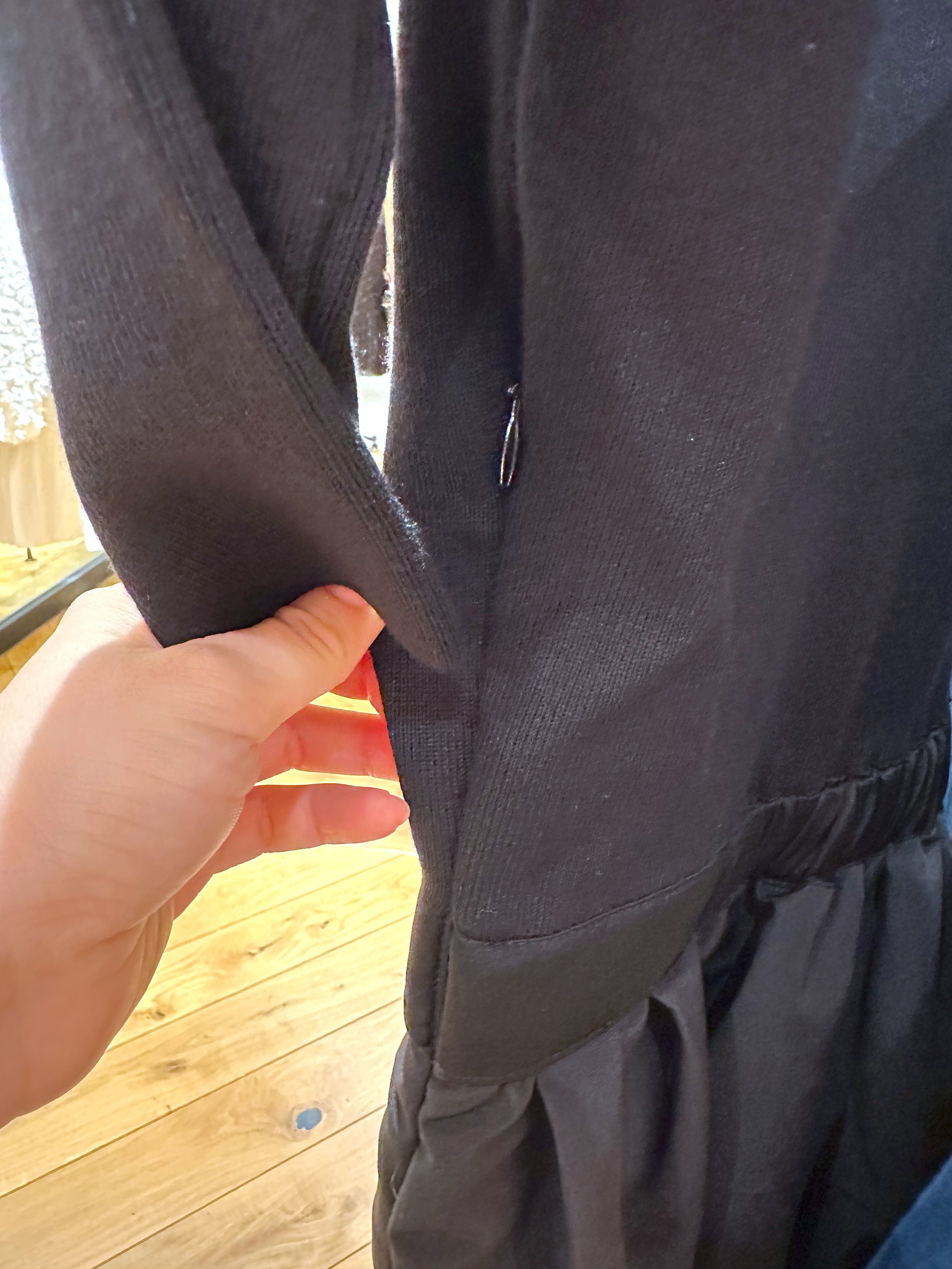 なべこさんの「DRESSTERIOR｜バイカラーニットコンビワンピース」を使ったコーディネート