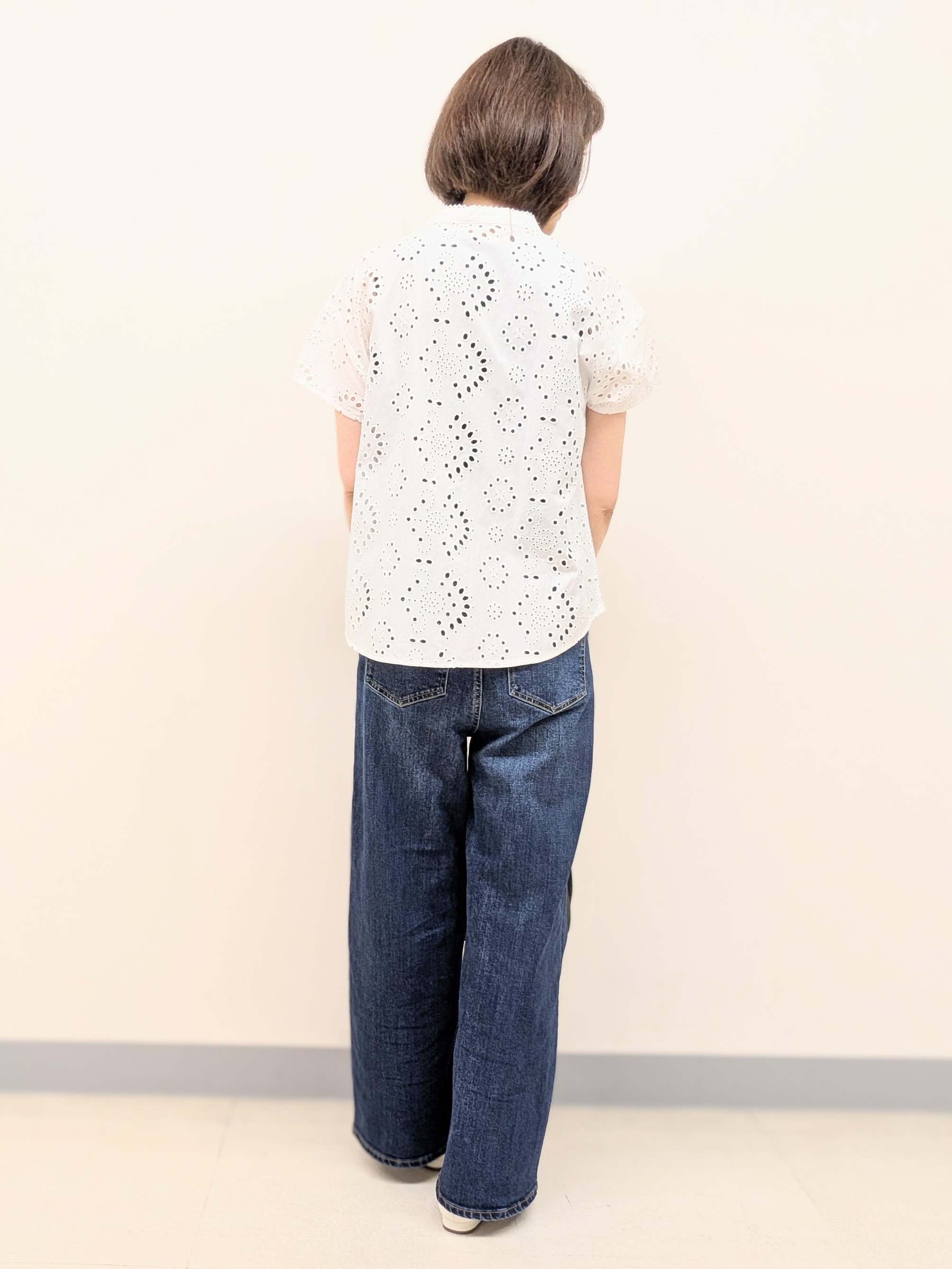 Ariさんの「Reflect｜【通勤◎】カットワーク刺繍レース シャツブラウス」を使ったコーディネート