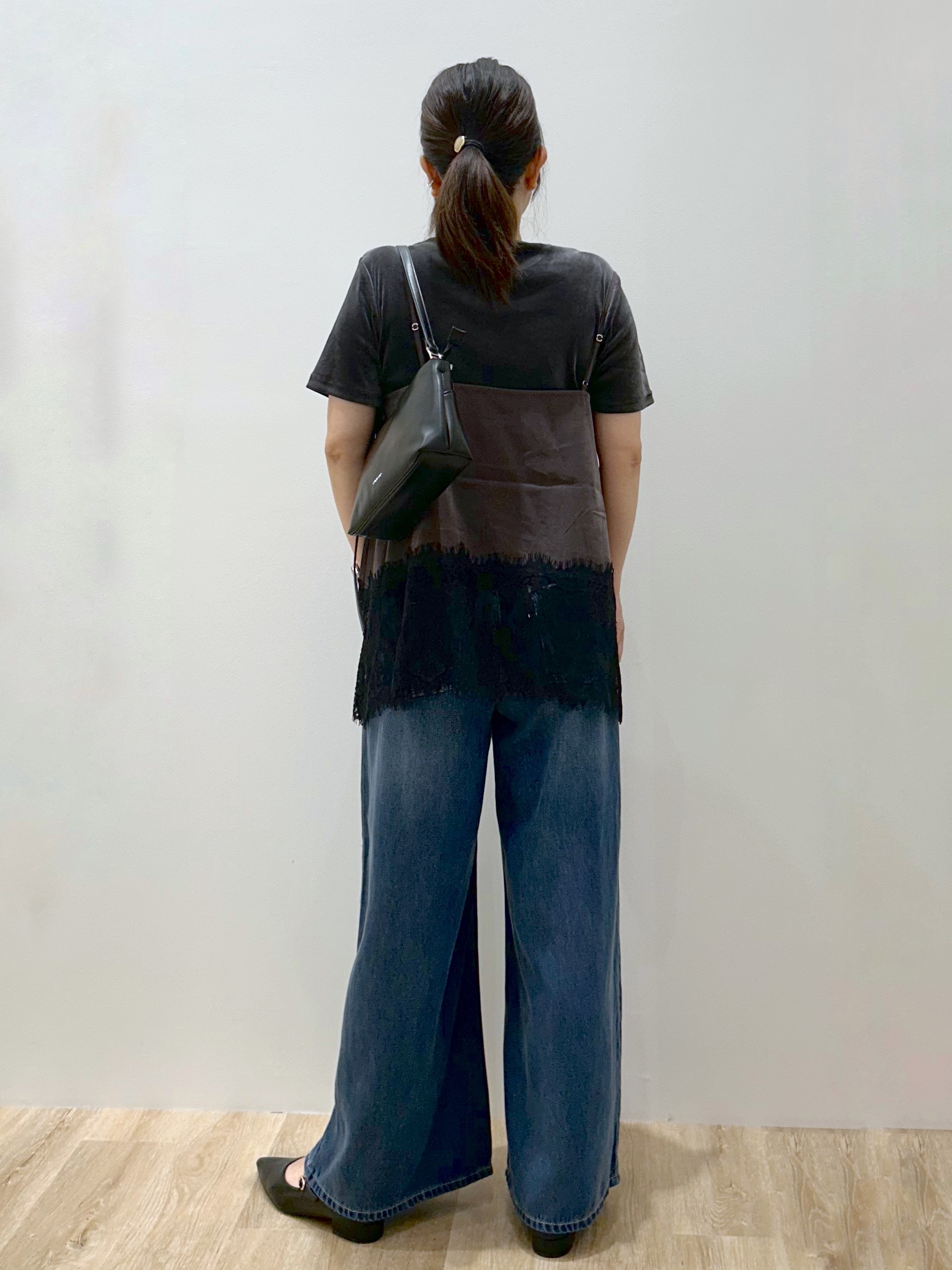ひろみさんの「OPAQUE.CLIP｜裾レース マットサテンキャミ【洗濯機OK】」を使ったコーディネート