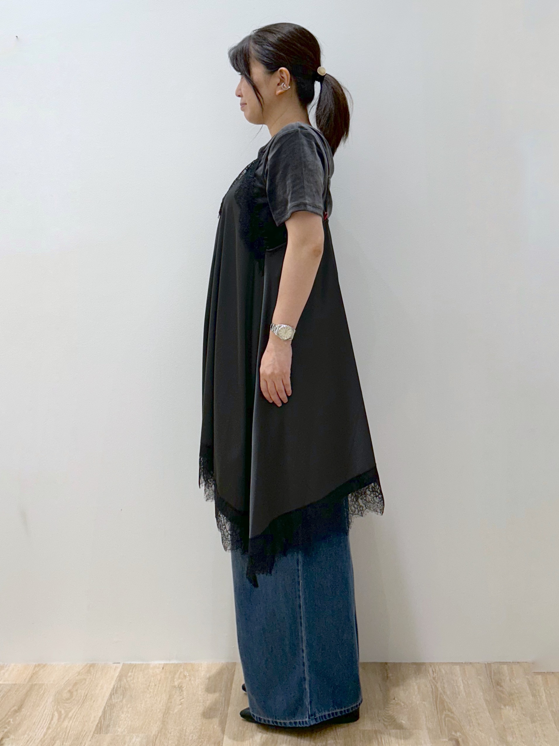 ひろみさんの「OPAQUE.CLIP｜サテンレース キャミワンピース【洗濯機OK】」を使ったコーディネート
