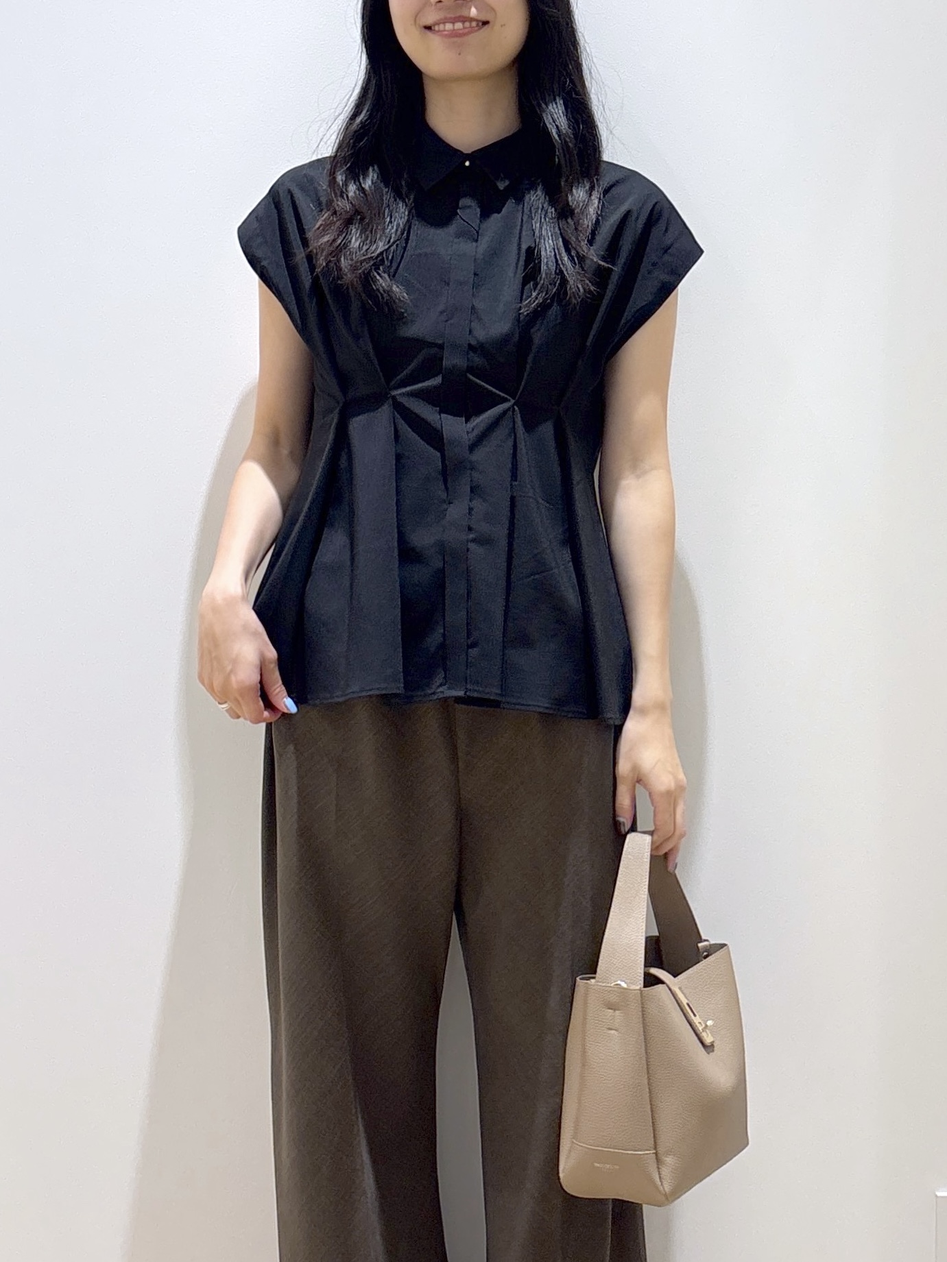 sachikoさんの「OPAQUE.CLIP｜タックペプラムブラウス【洗濯機OK】」を使ったコーディネート