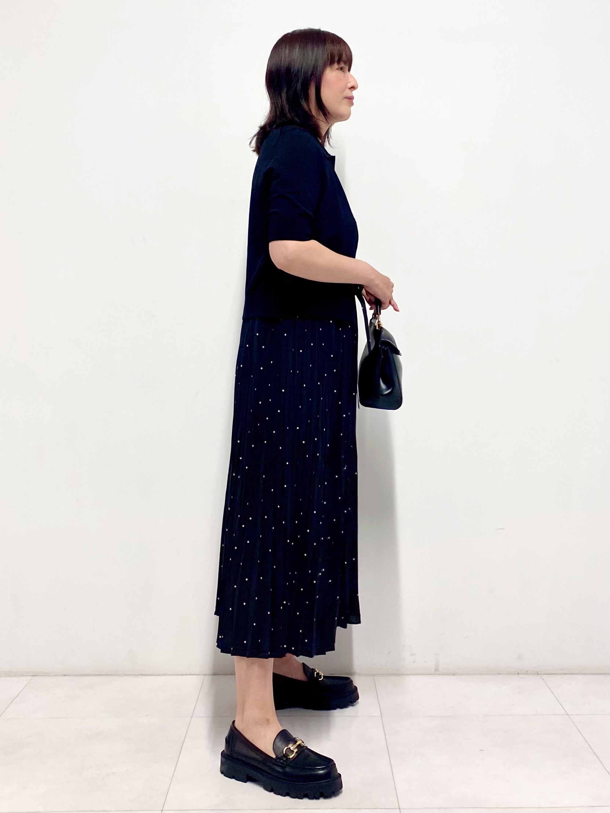 Sawaguchiさんの「DRESSTERIOR｜【ウォッシャブル/2WAYシルエット】ノースリーブプリーツワンピース」を使ったコーディネート