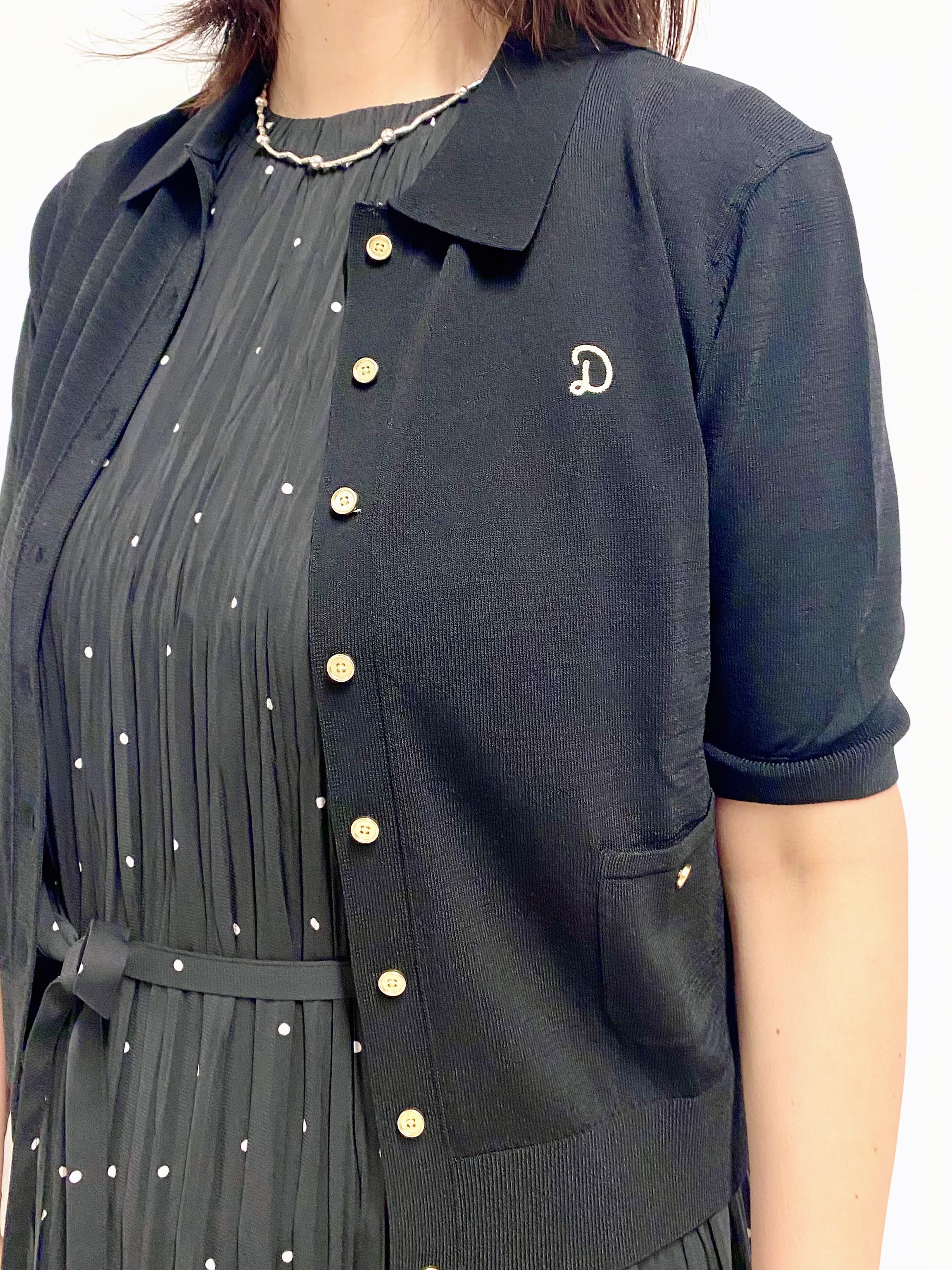 Sawaguchiさんの「DRESSTERIOR｜【ウォッシャブル/2WAYシルエット】ノースリーブプリーツワンピース」を使ったコーディネート